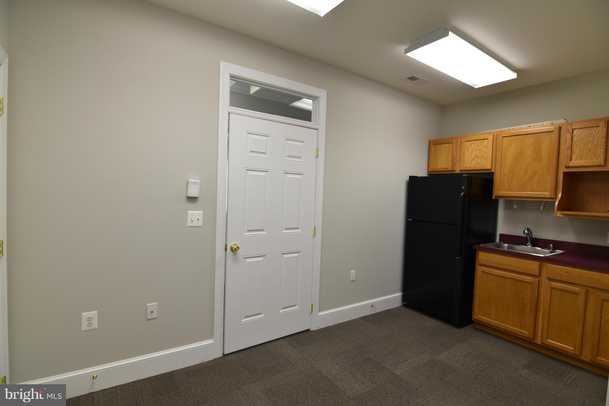 PROFFITT BLDG CONDO - Commercial Lease