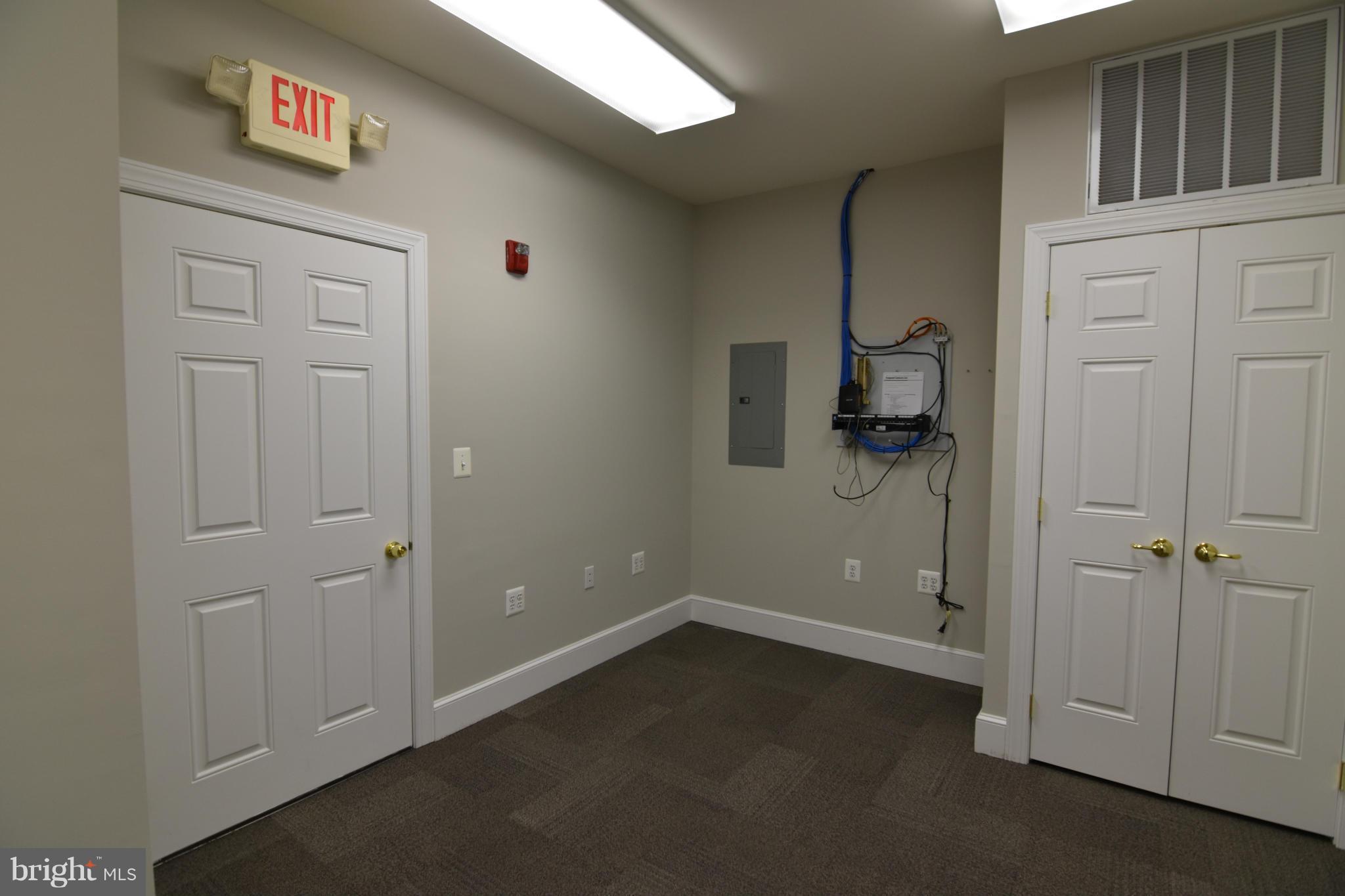 PROFFITT BLDG CONDO - Commercial Lease