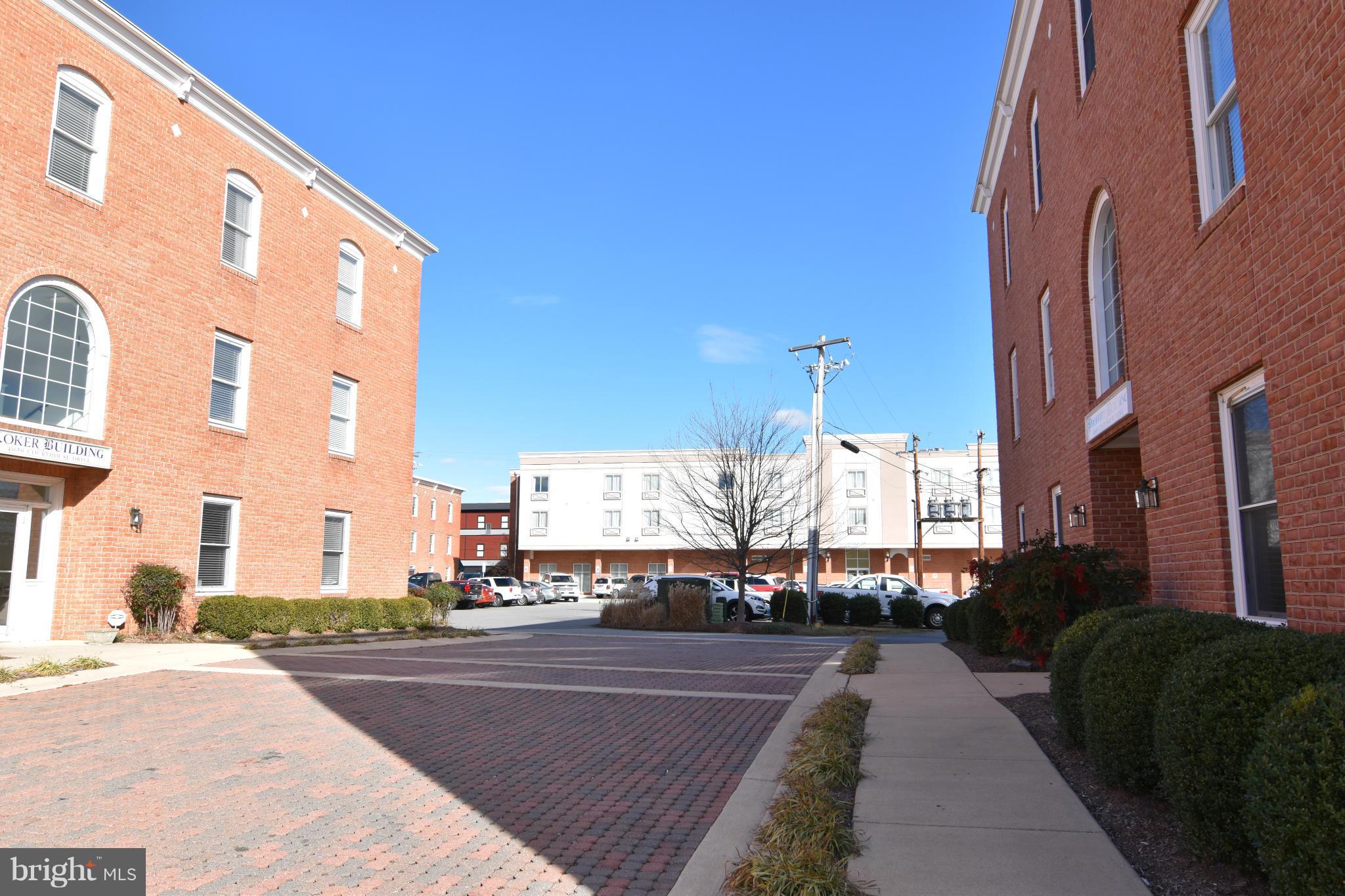 PROFFITT BLDG CONDO - Commercial Lease