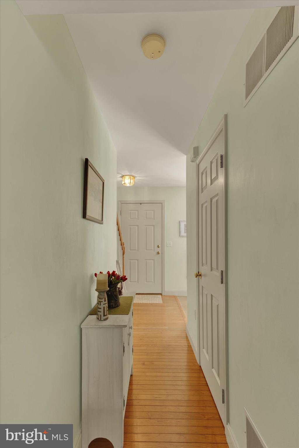 COBBLESTONE COURT - Residential