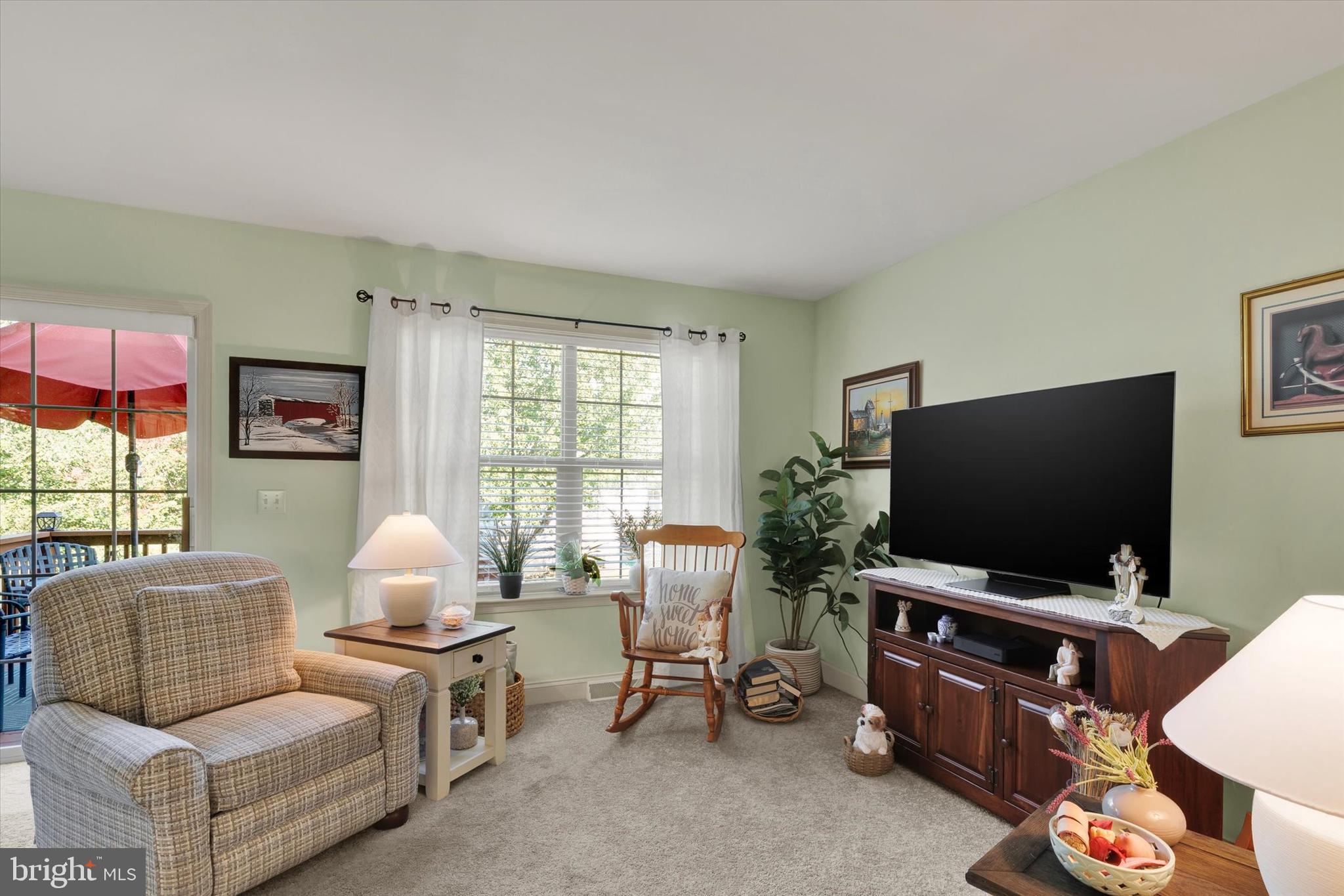 COBBLESTONE COURT - Residential