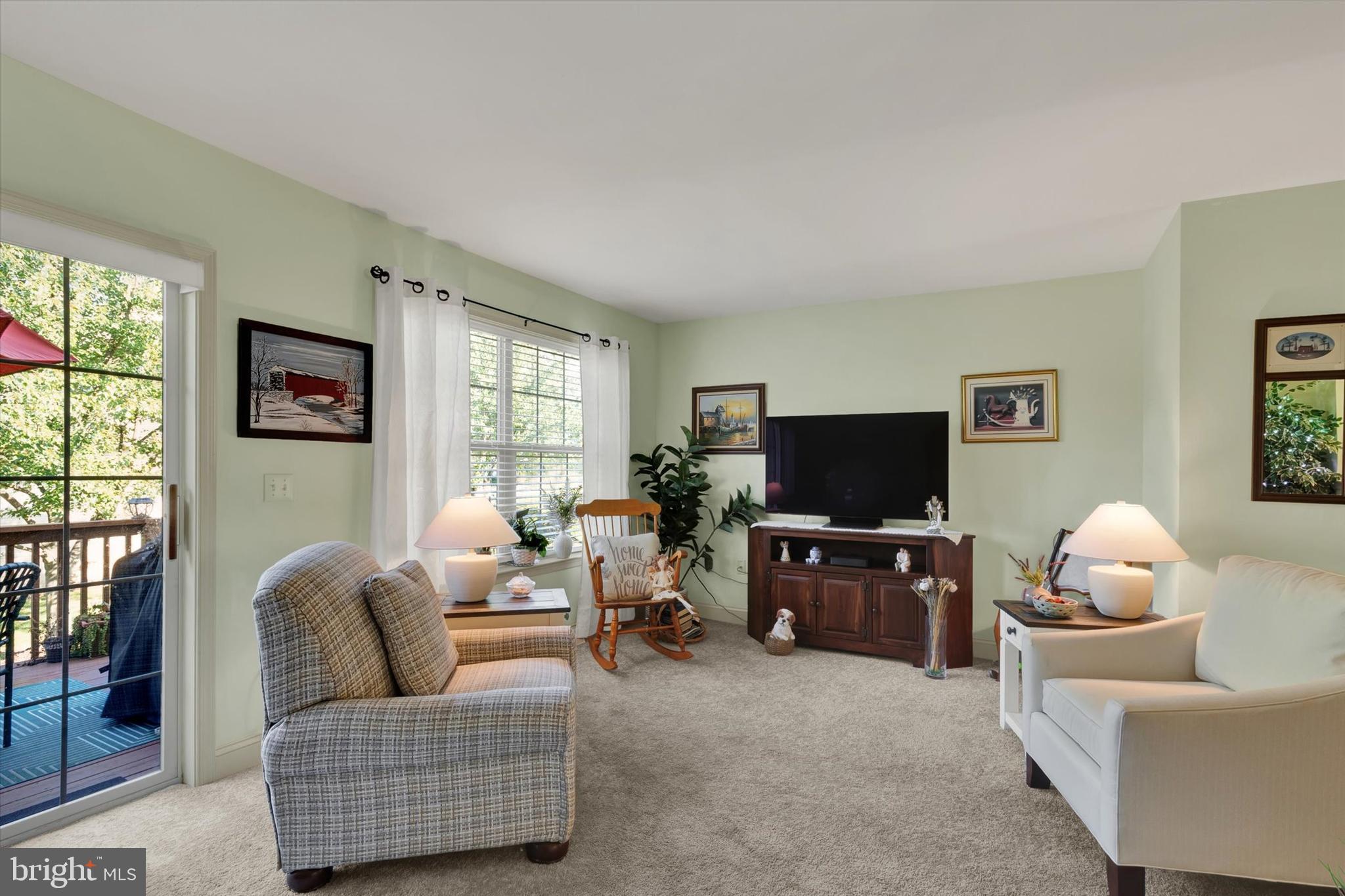 COBBLESTONE COURT - Residential