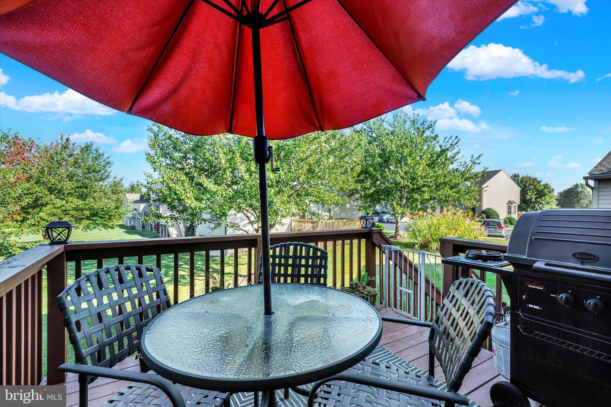 COBBLESTONE COURT - Residential