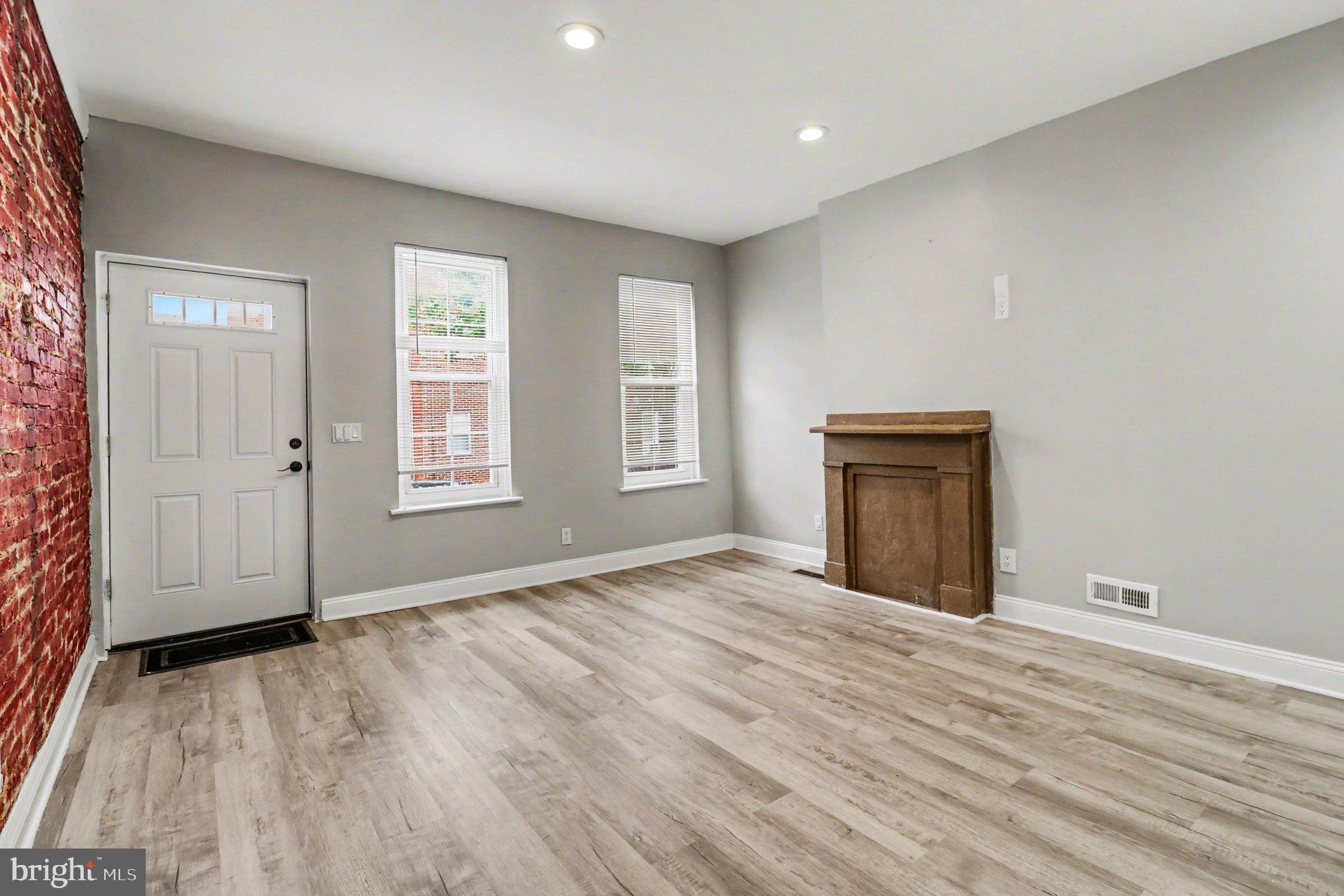 POINT BREEZE - Residential