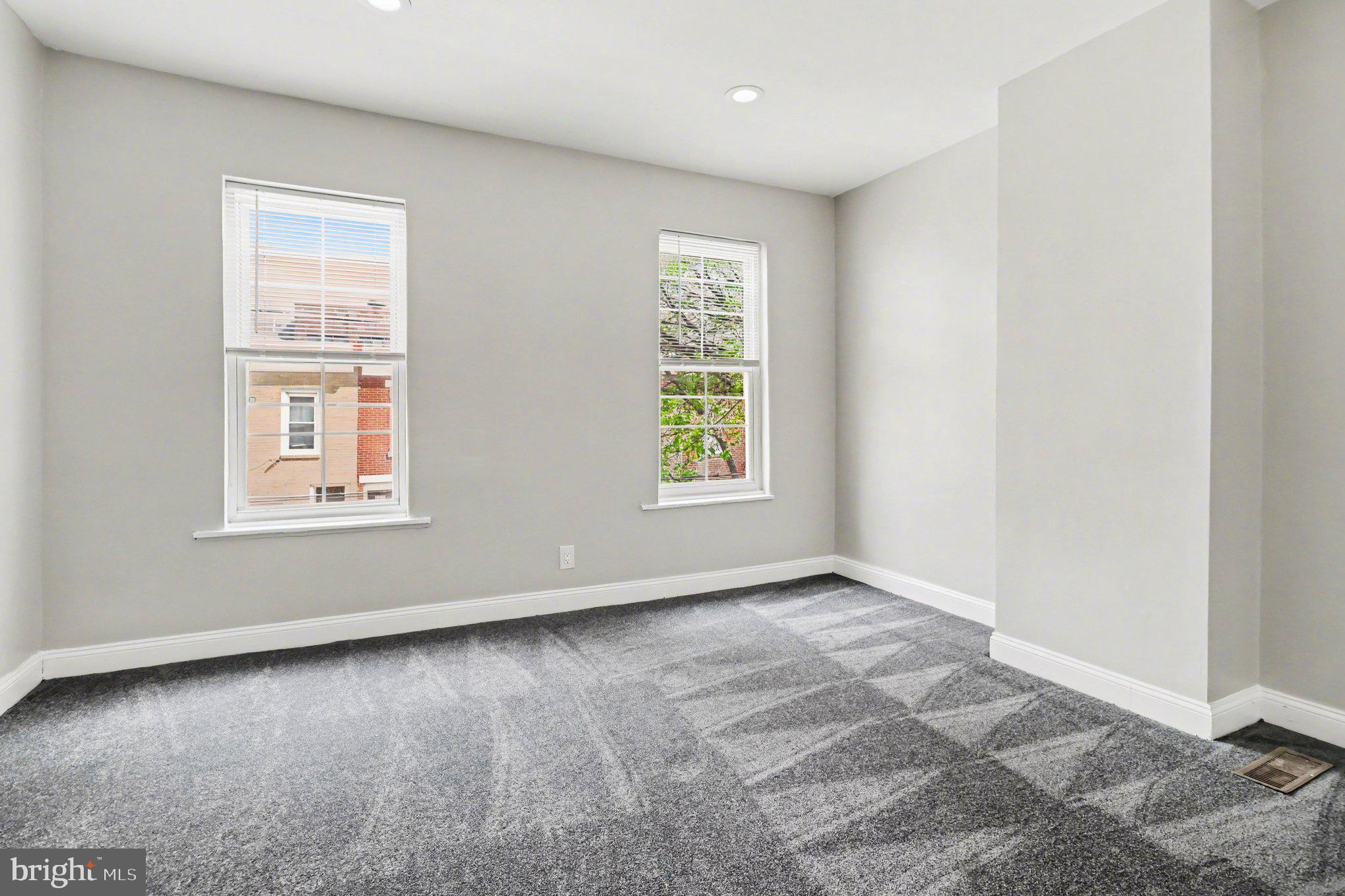 POINT BREEZE - Residential