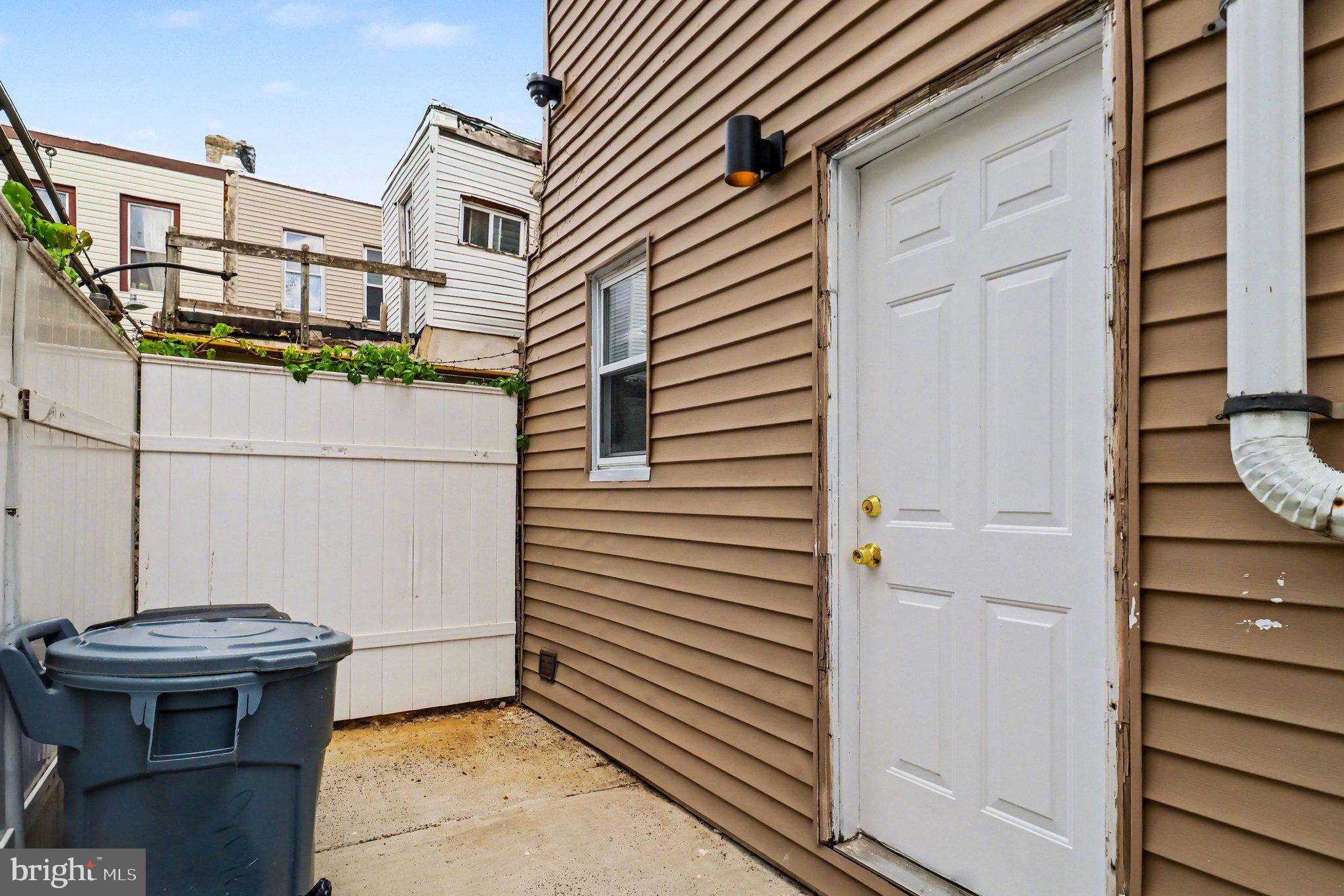 POINT BREEZE - Residential