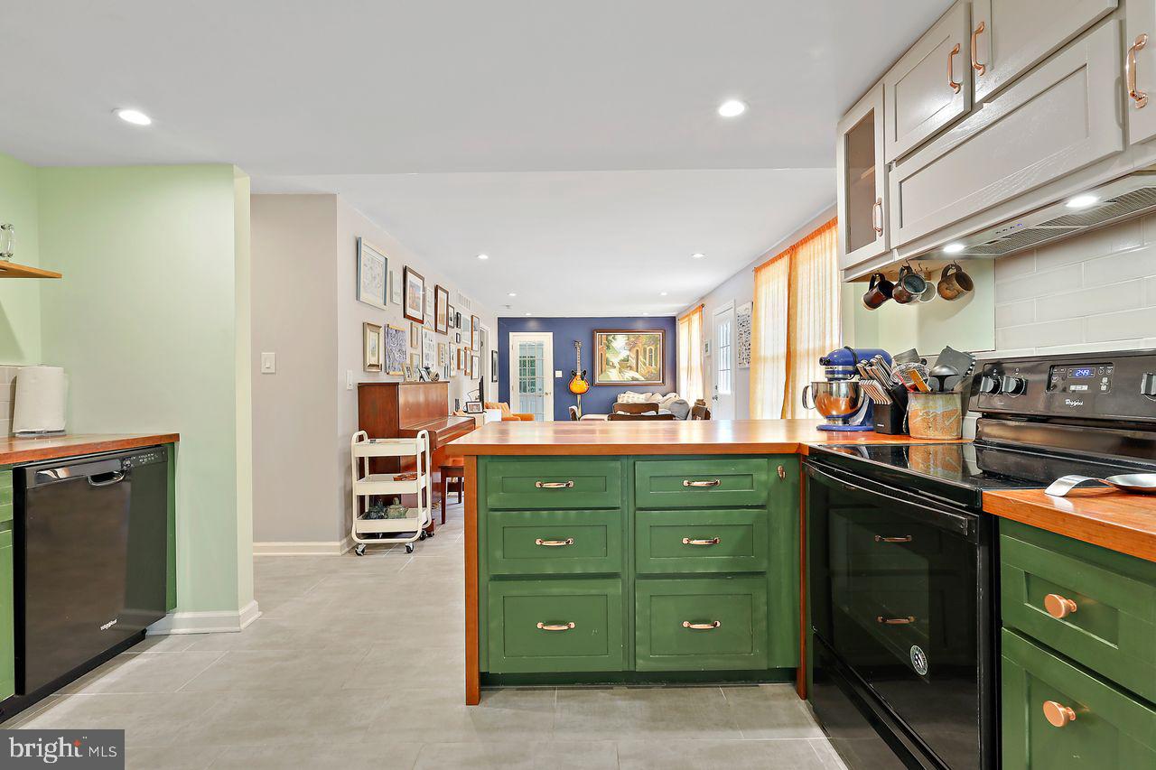 LONG BAR HARBOR - Residential