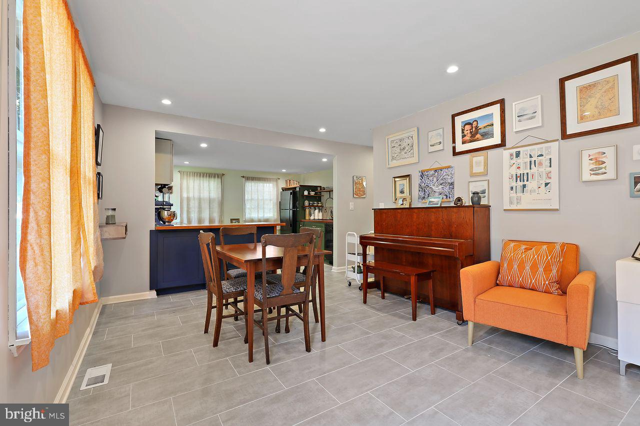 LONG BAR HARBOR - Residential