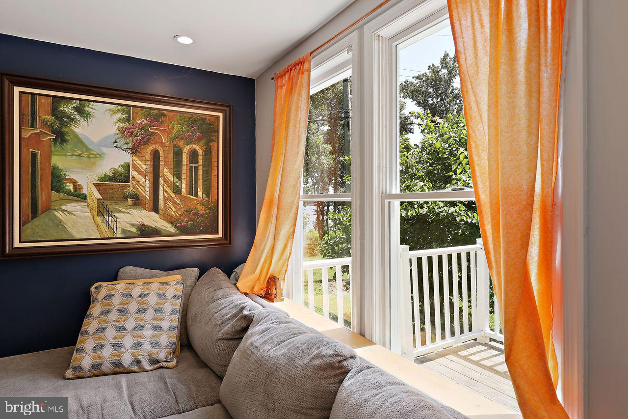 LONG BAR HARBOR - Residential