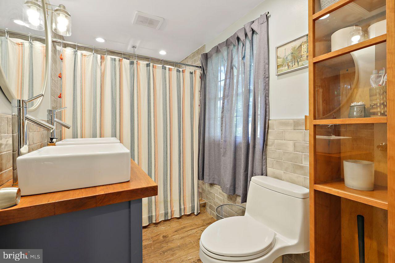 LONG BAR HARBOR - Residential