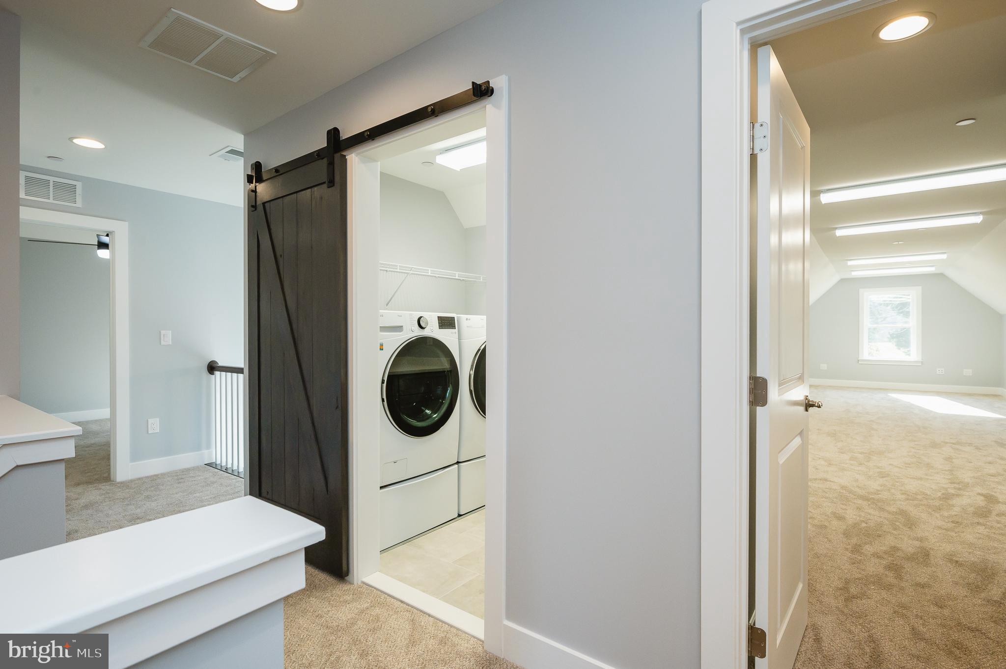 KINGSVILLE - Residential