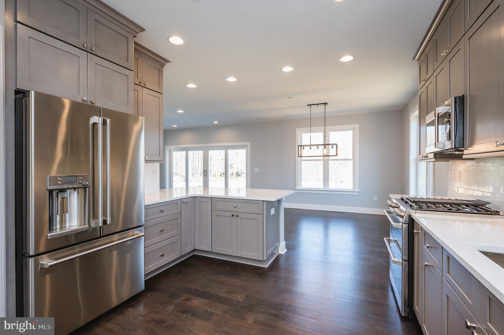 KINGSVILLE - Residential