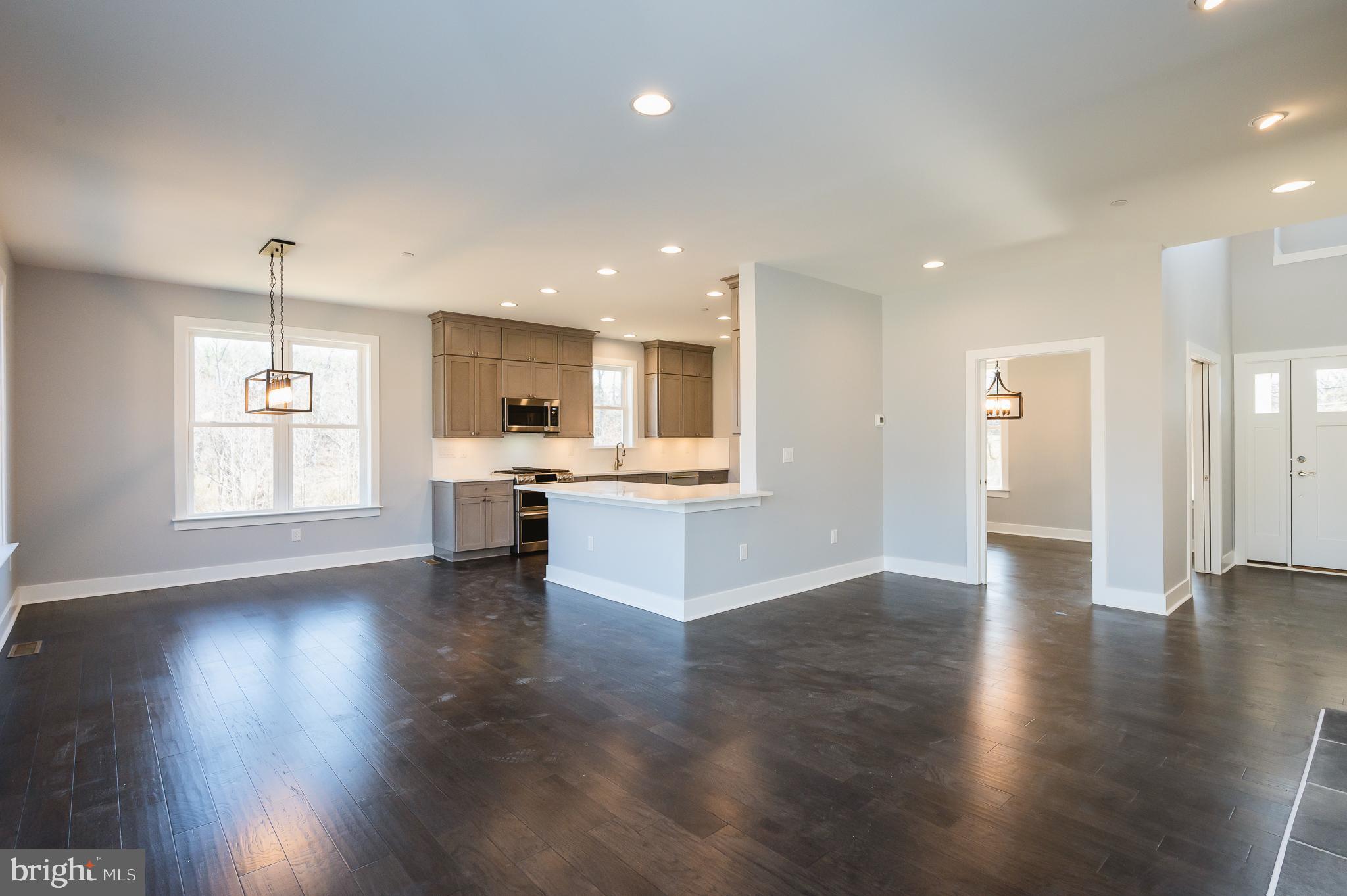 KINGSVILLE - Residential