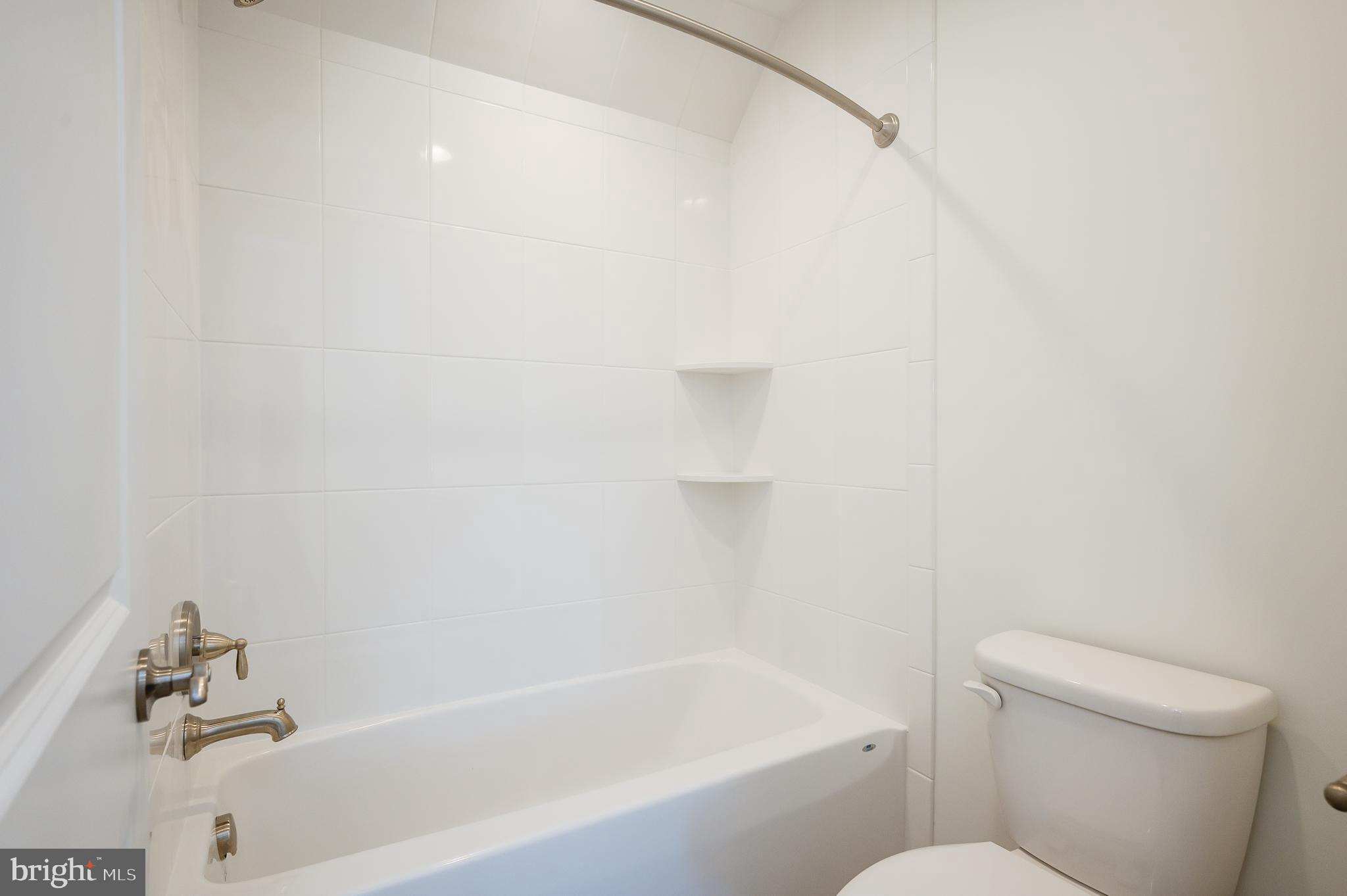 KINGSVILLE - Residential