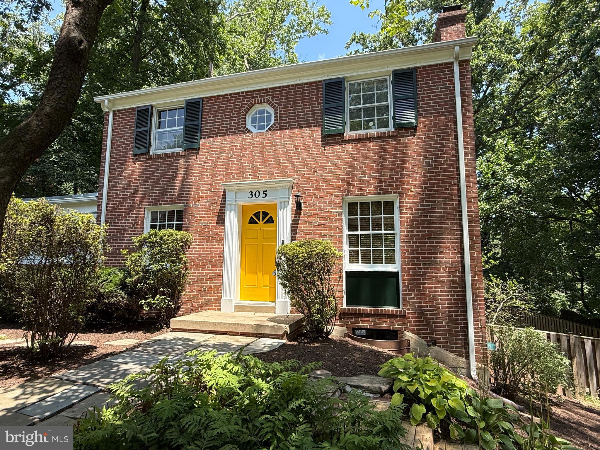 305 HAMILTON AVENUE