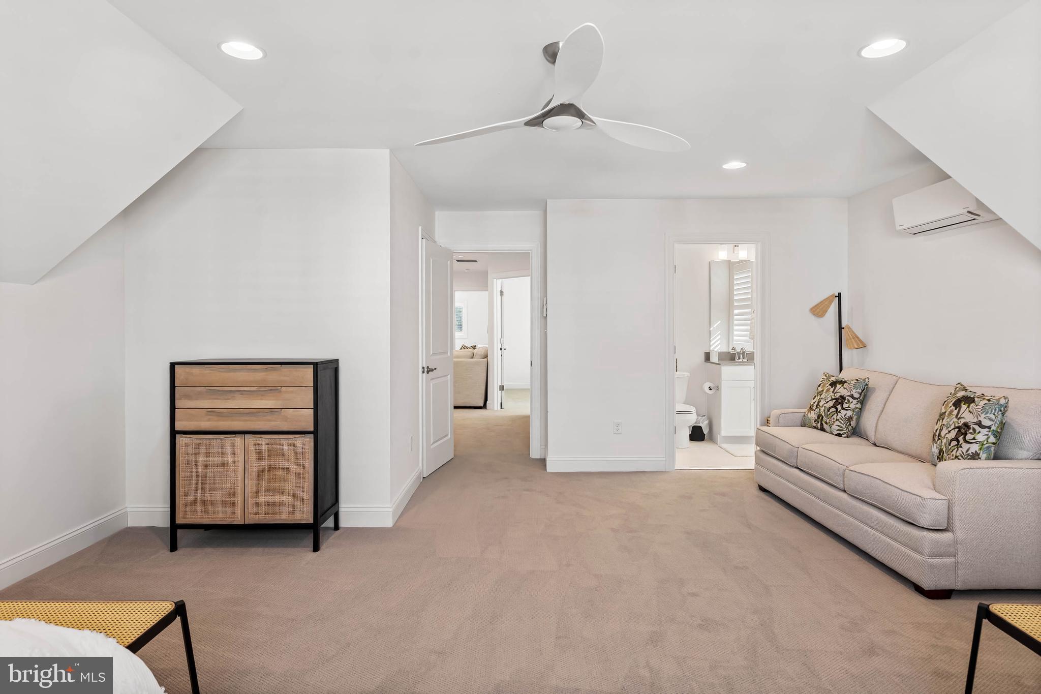 MARLIN CHASE - Residential