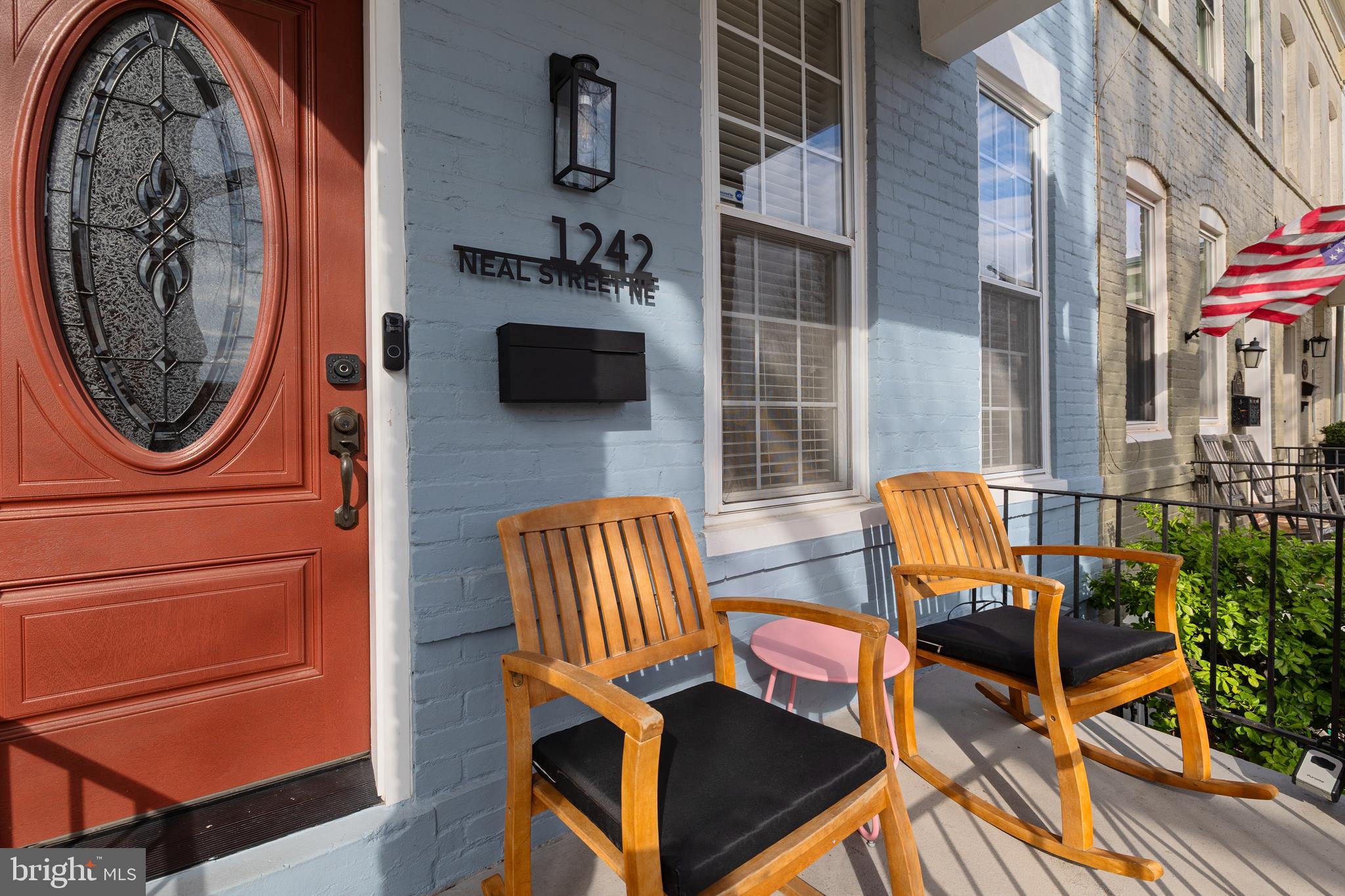 1242 NEAL STREET NE