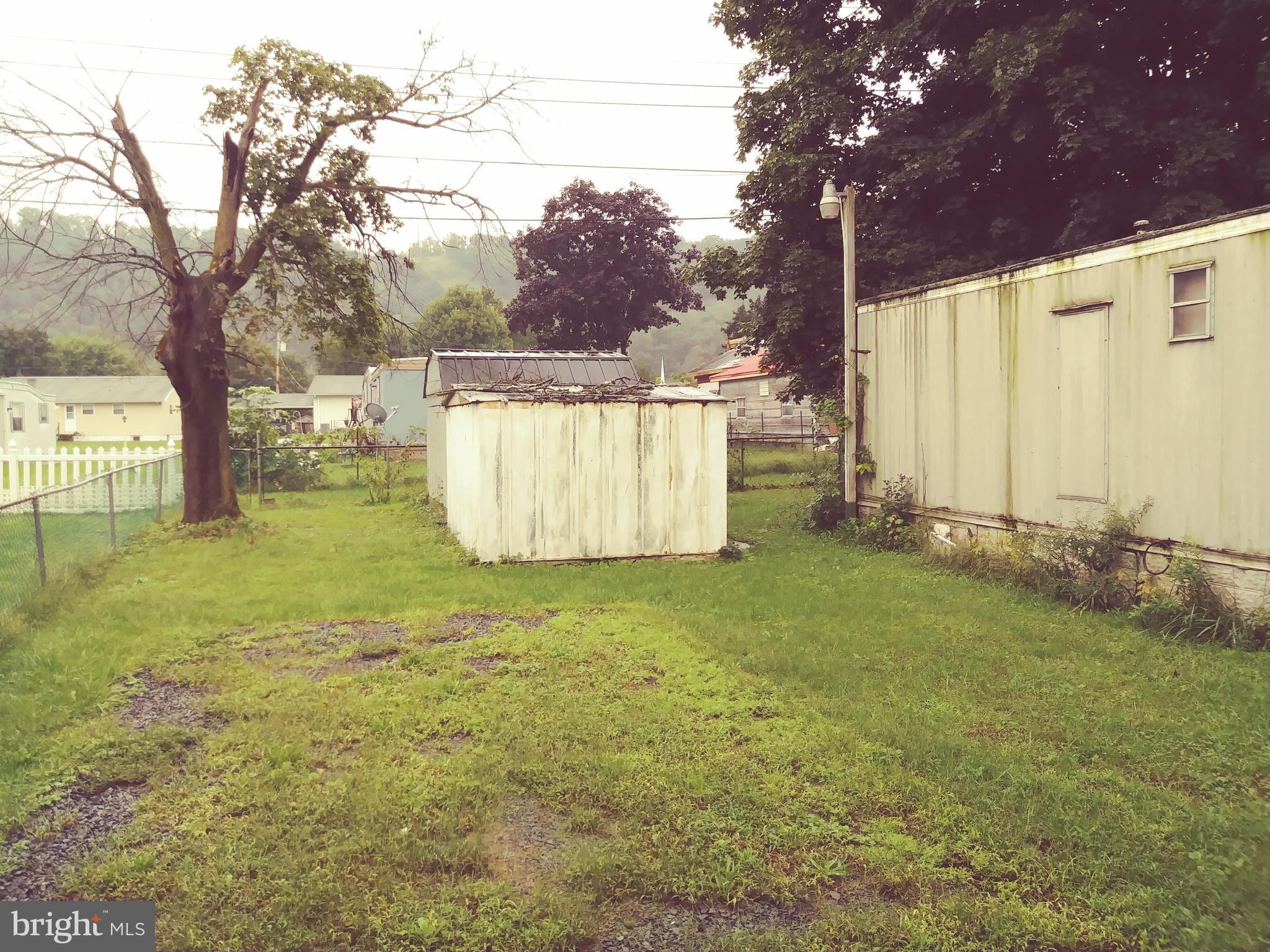 GATEWAY MANOR - Residential