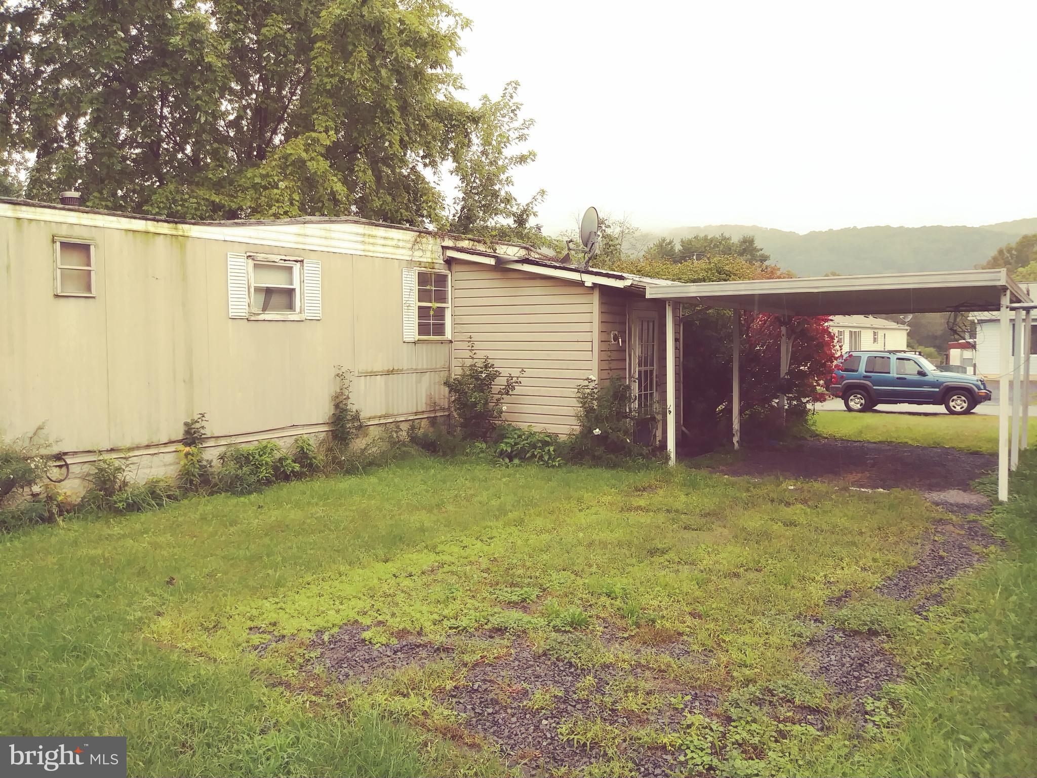 GATEWAY MANOR - Residential