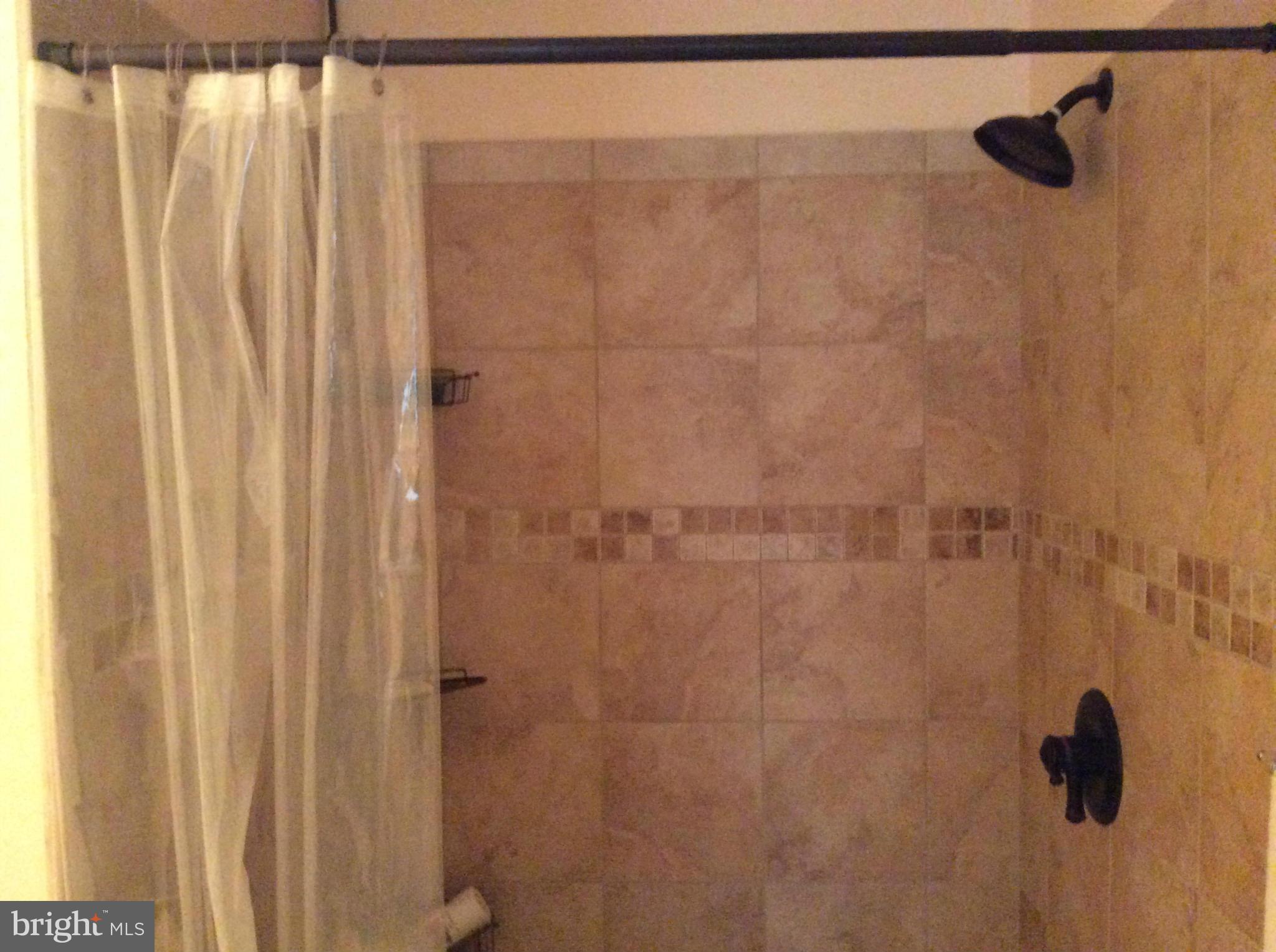 WELLINGTON/CLOVERHILL - Residential