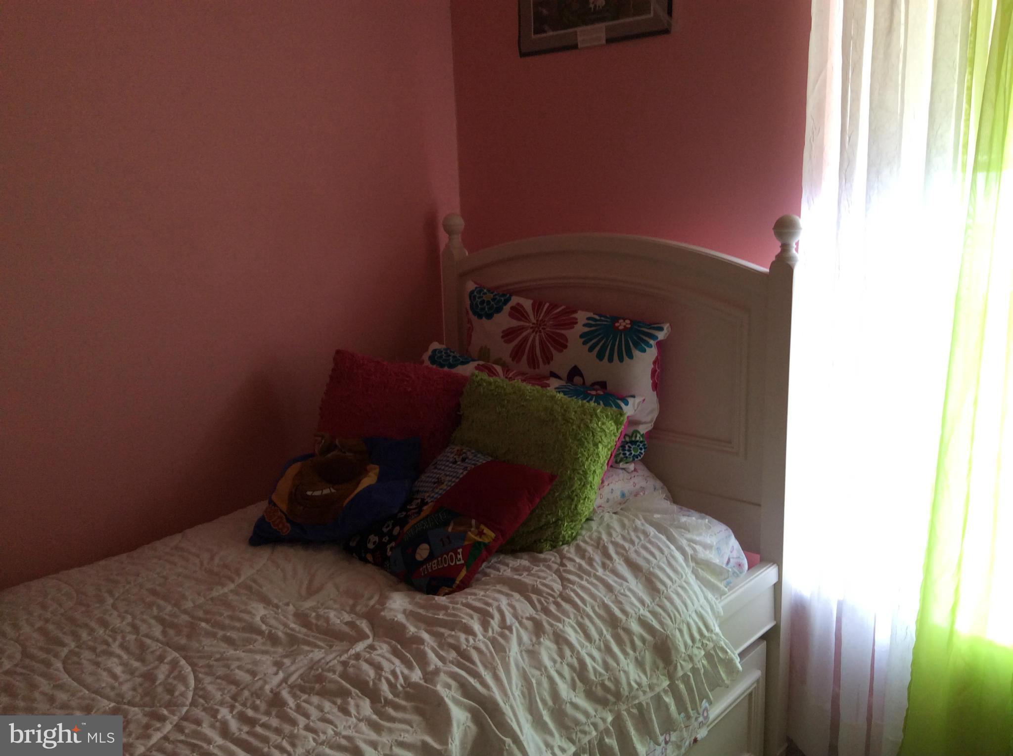 WELLINGTON/CLOVERHILL - Residential