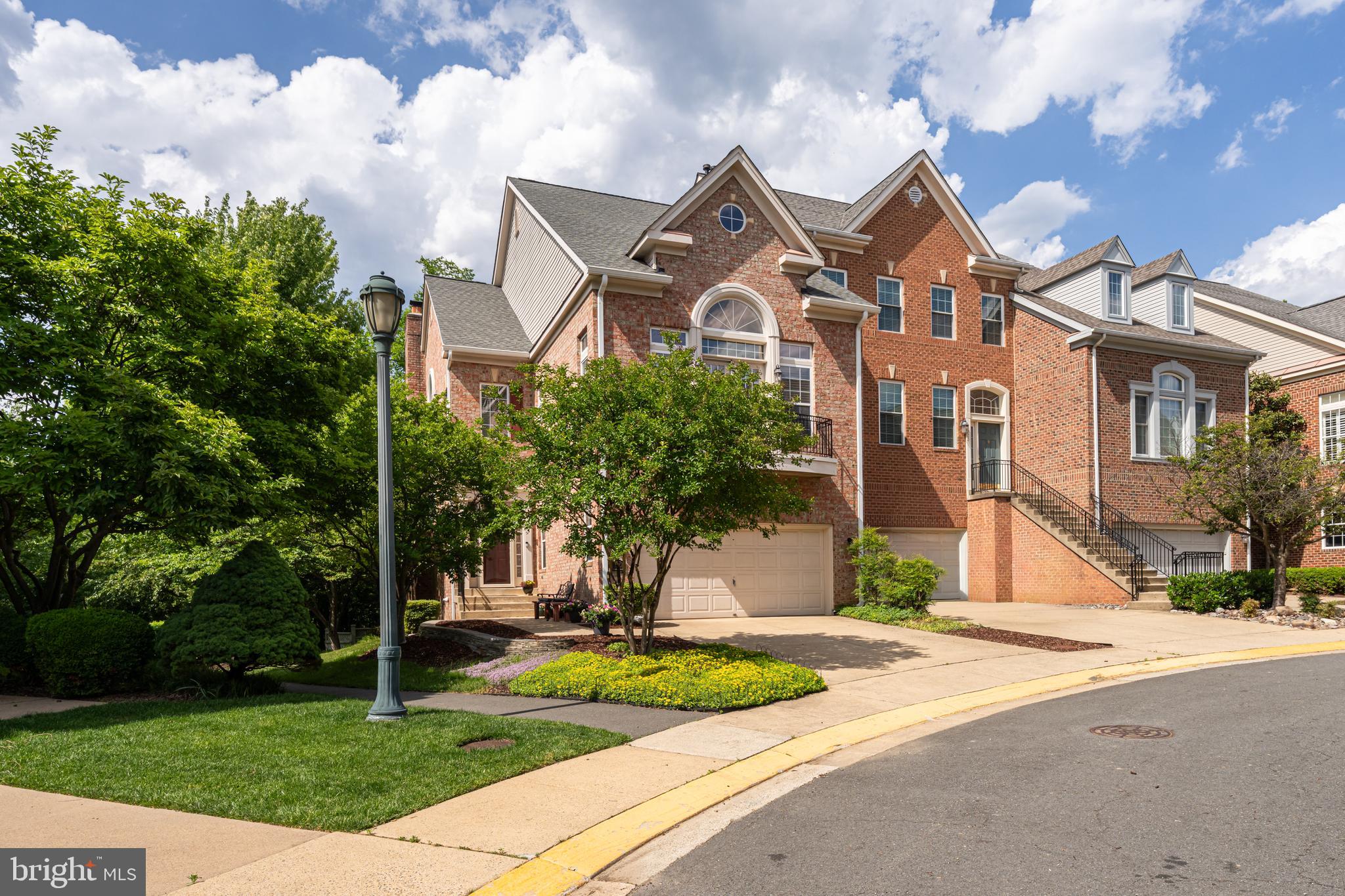1925 LOGAN MANOR DRIVE
