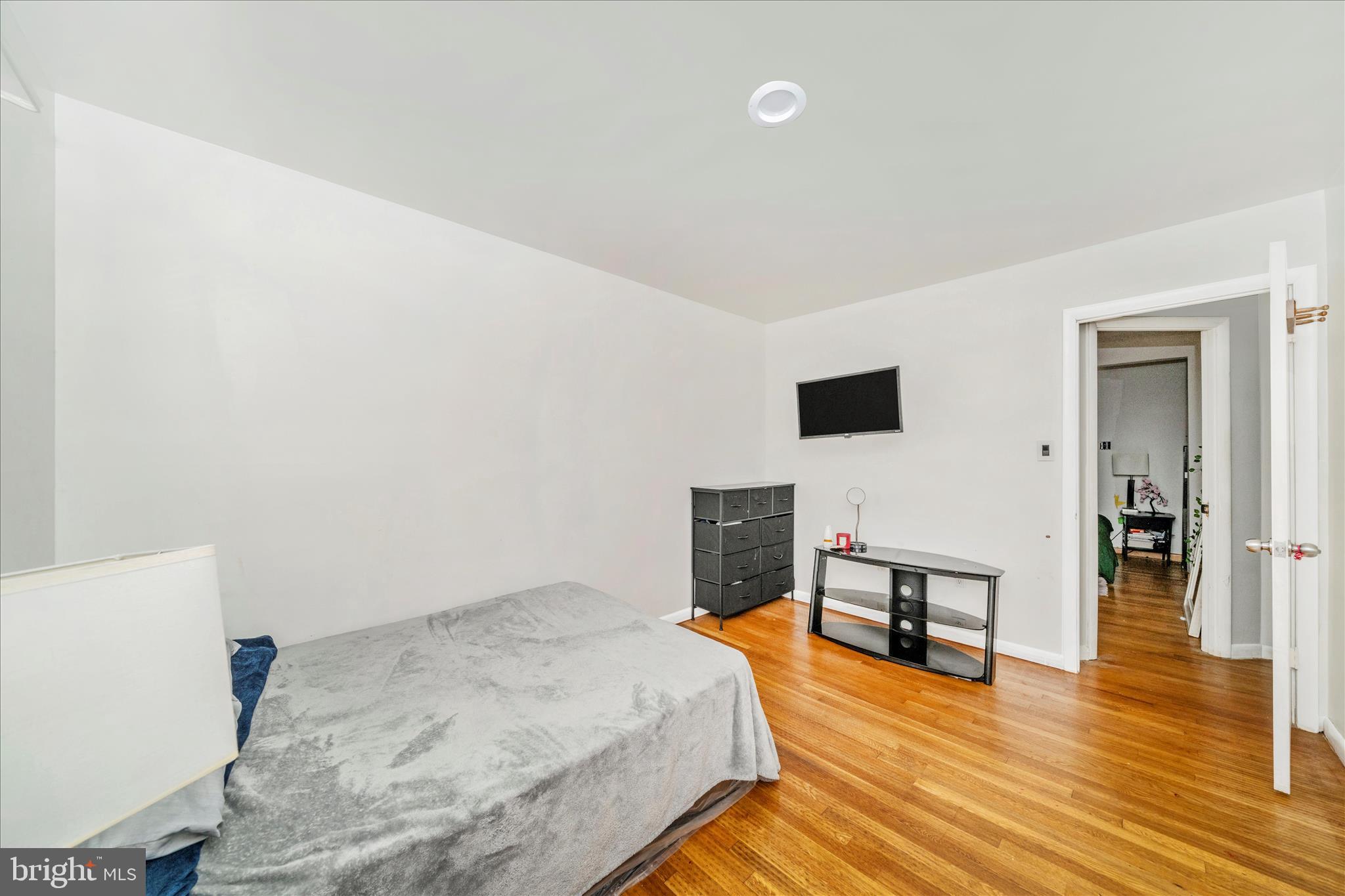 CARMODY HILLS - Residential