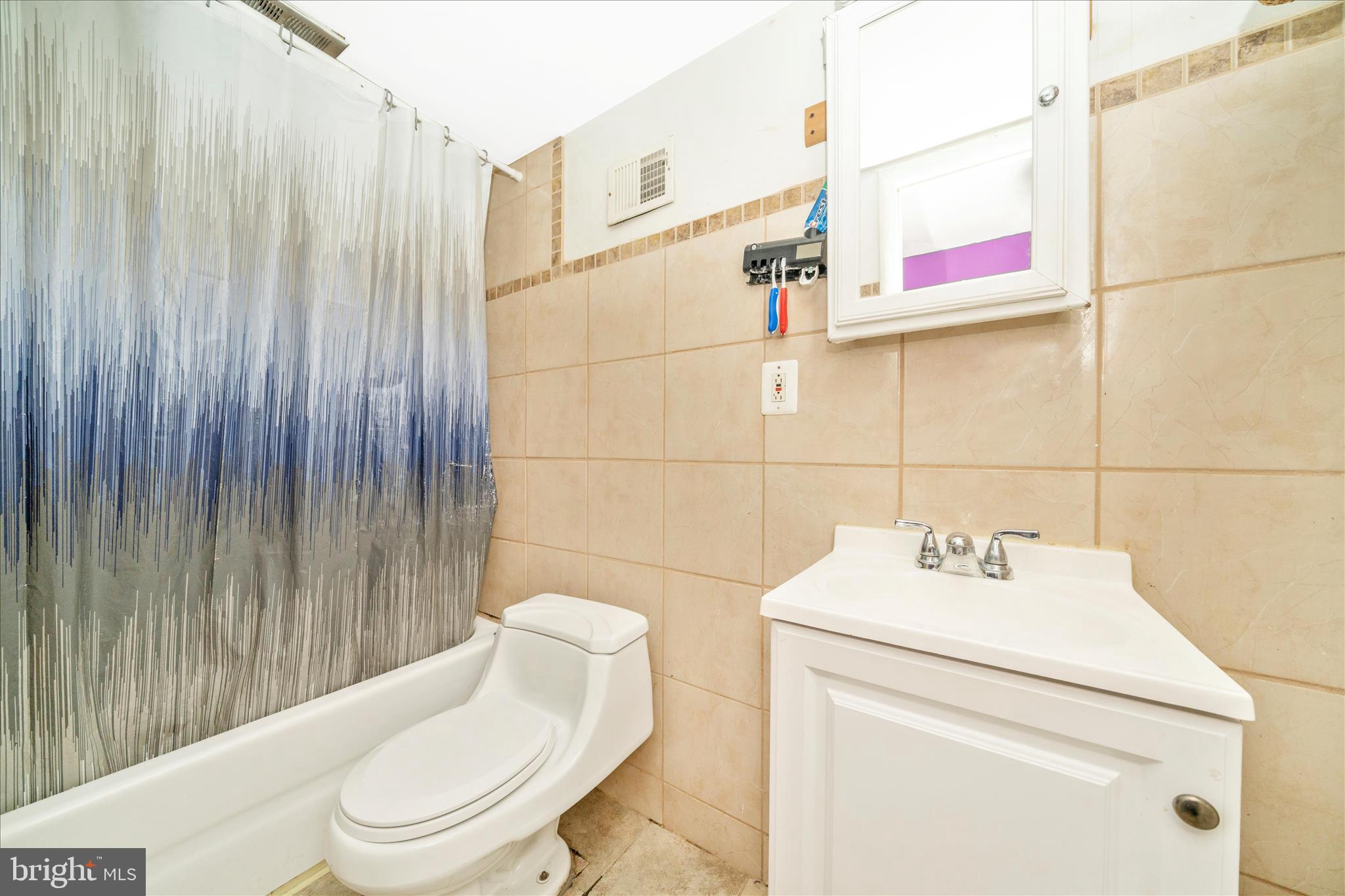 CARMODY HILLS - Residential