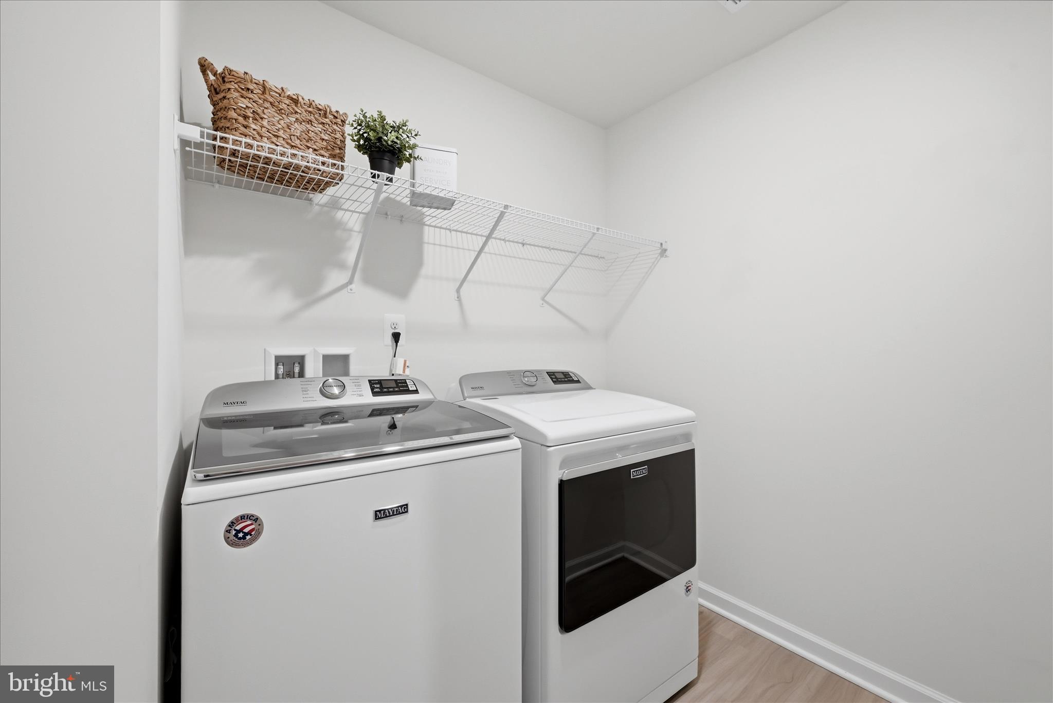 BROOKFIELD - Residential