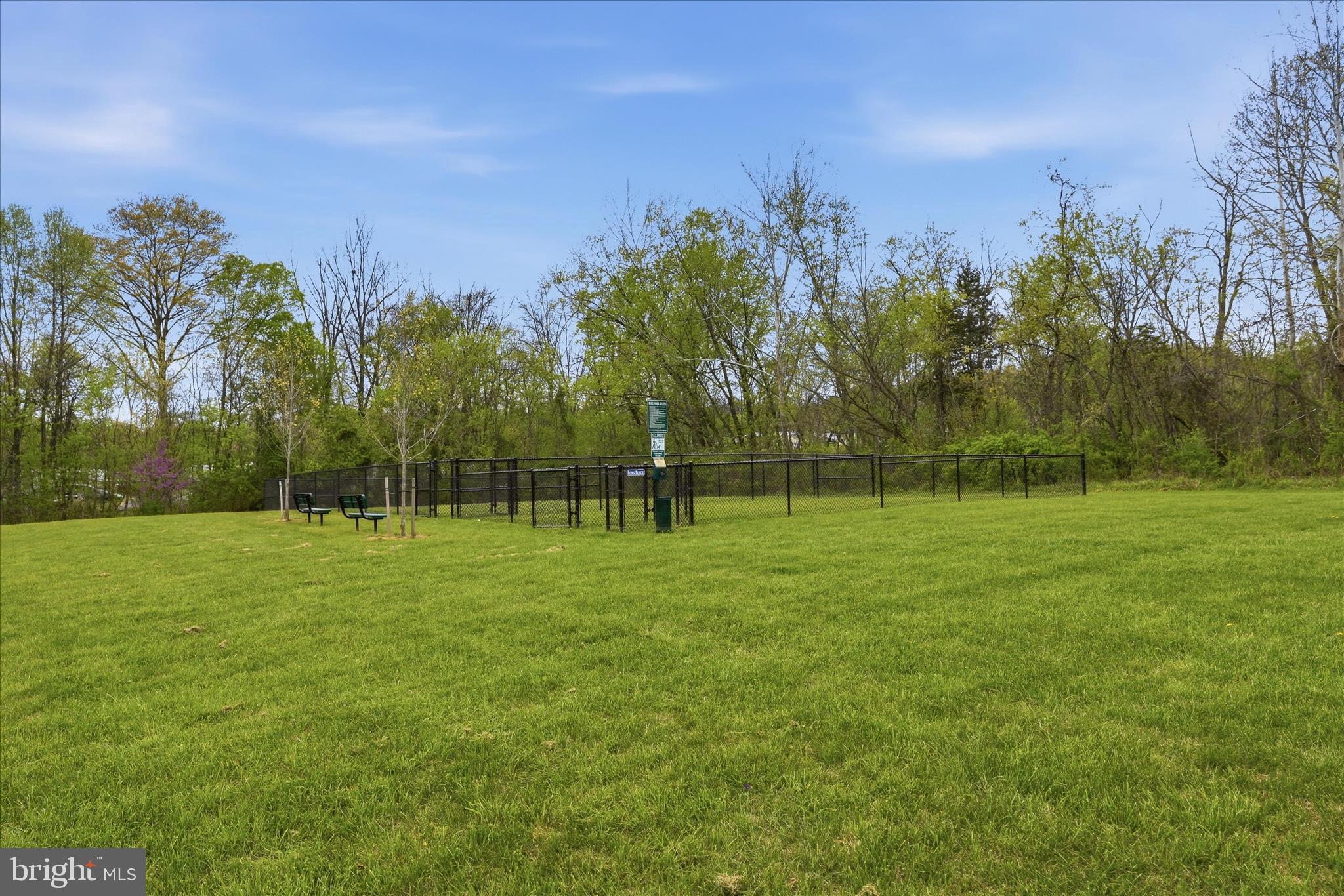 BROOKFIELD - Residential