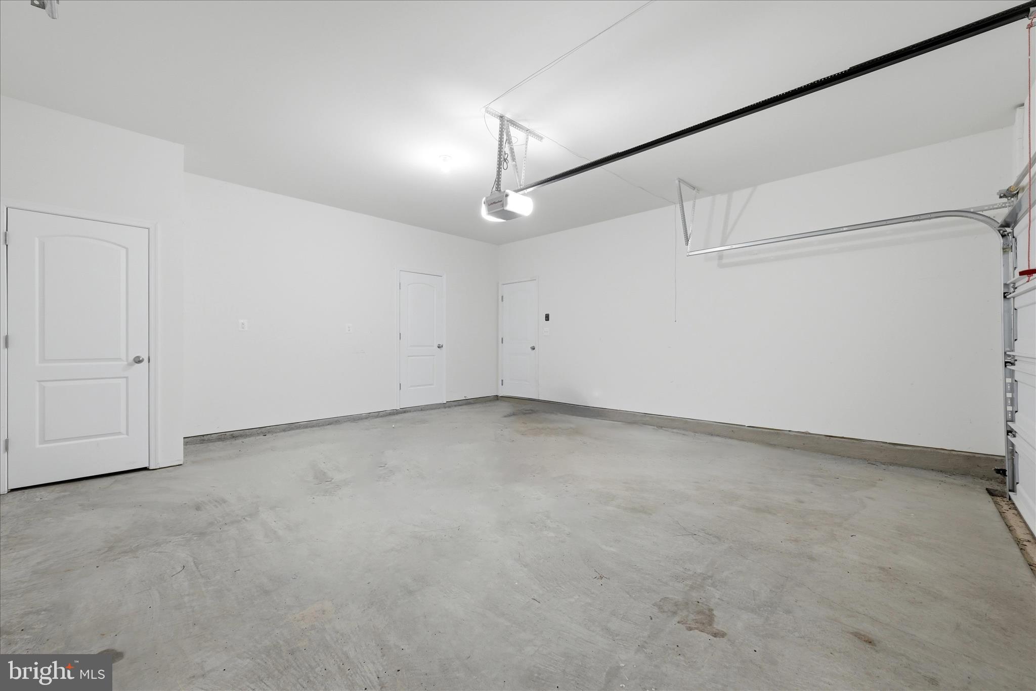 BROOKFIELD - Residential