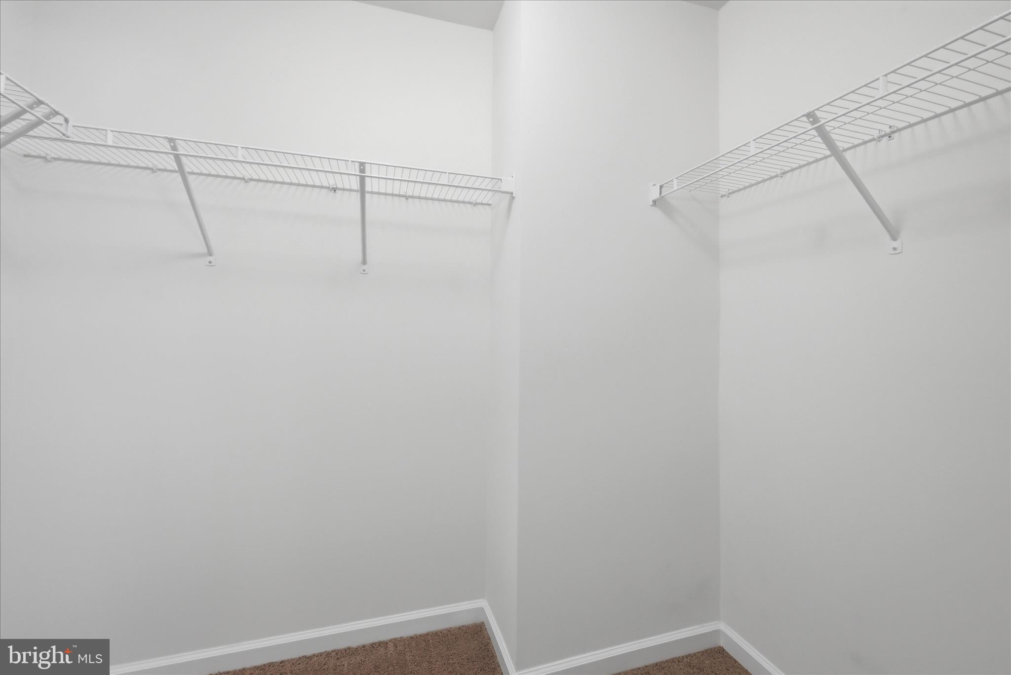 BROOKFIELD - Residential