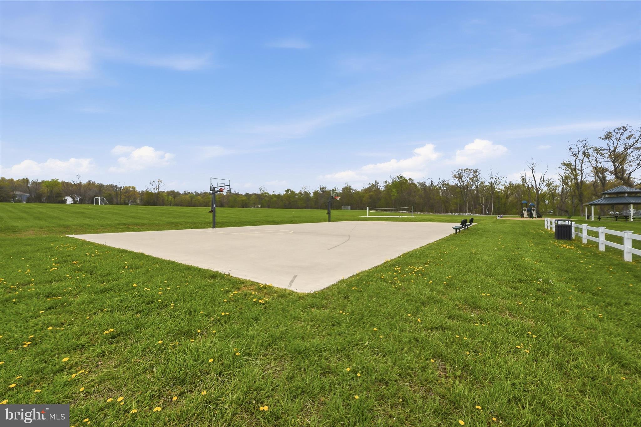 BROOKFIELD - Residential