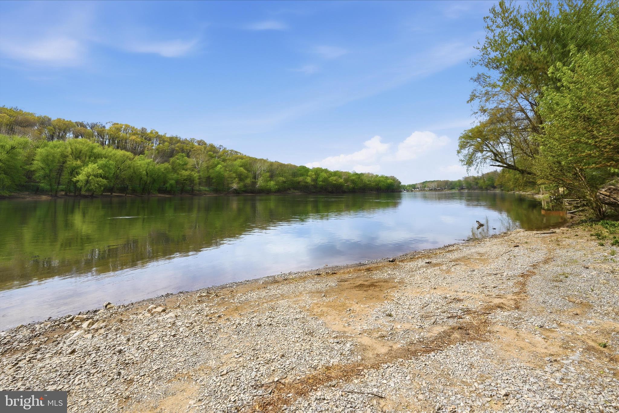 BROOKFIELD - Residential
