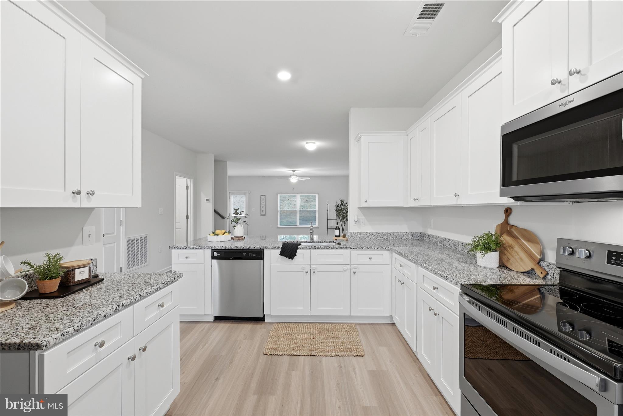 BROOKFIELD - Residential