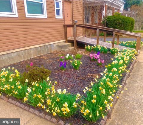 337 S 6TH STREET CHAMBERSBURG PA 17201