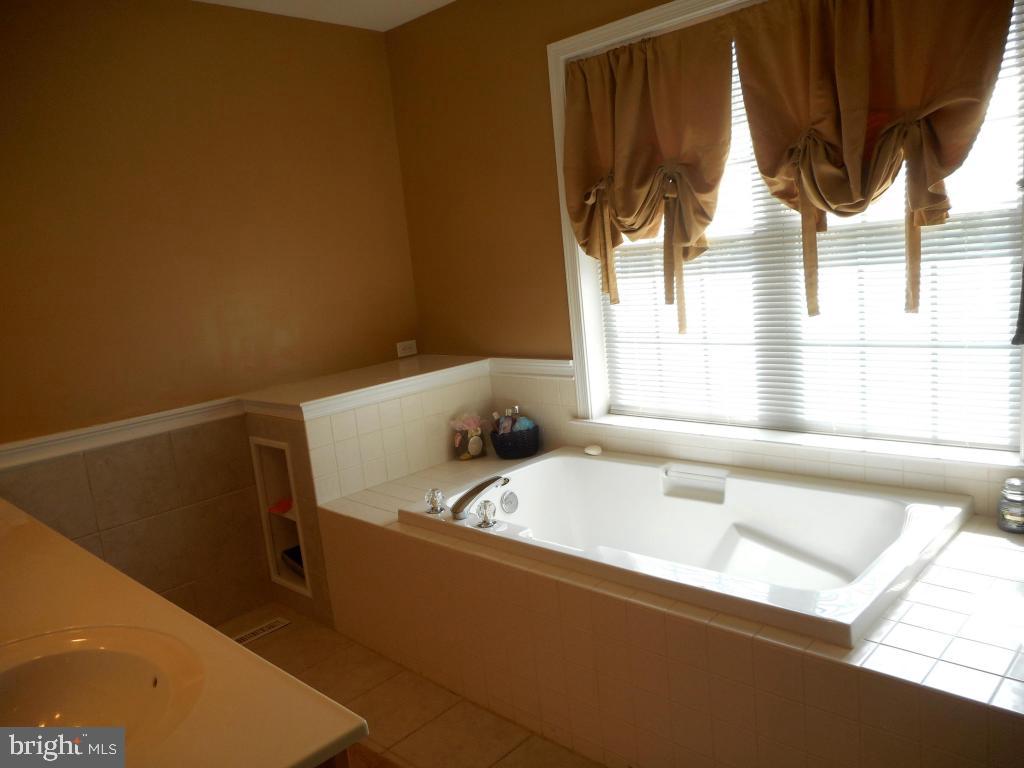 PENNS CROSSING - Residential