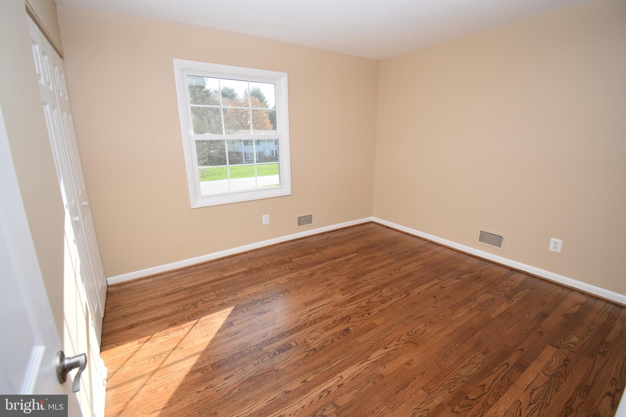 WILTON ACRES - Residential