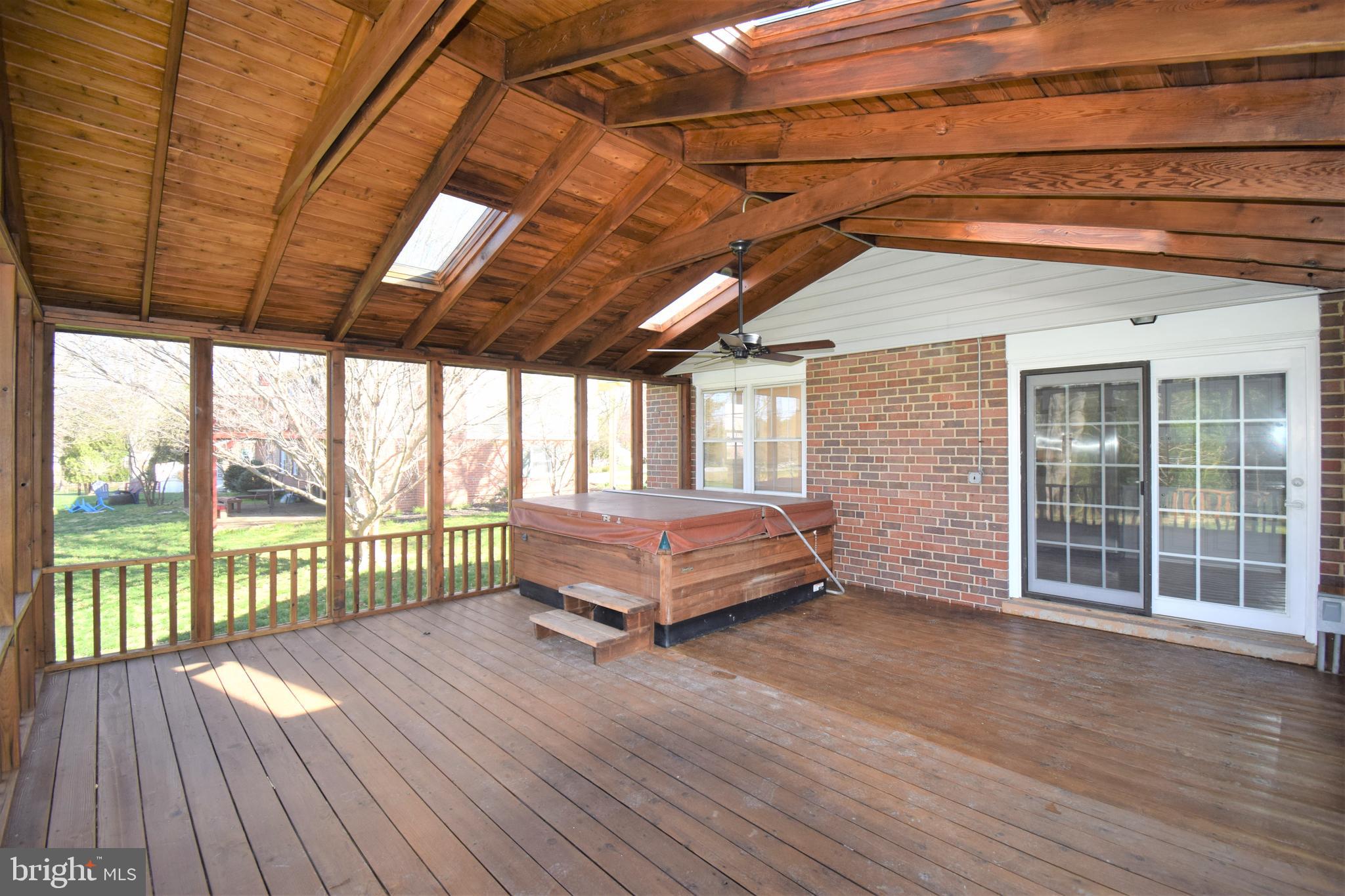 WILTON ACRES - Residential