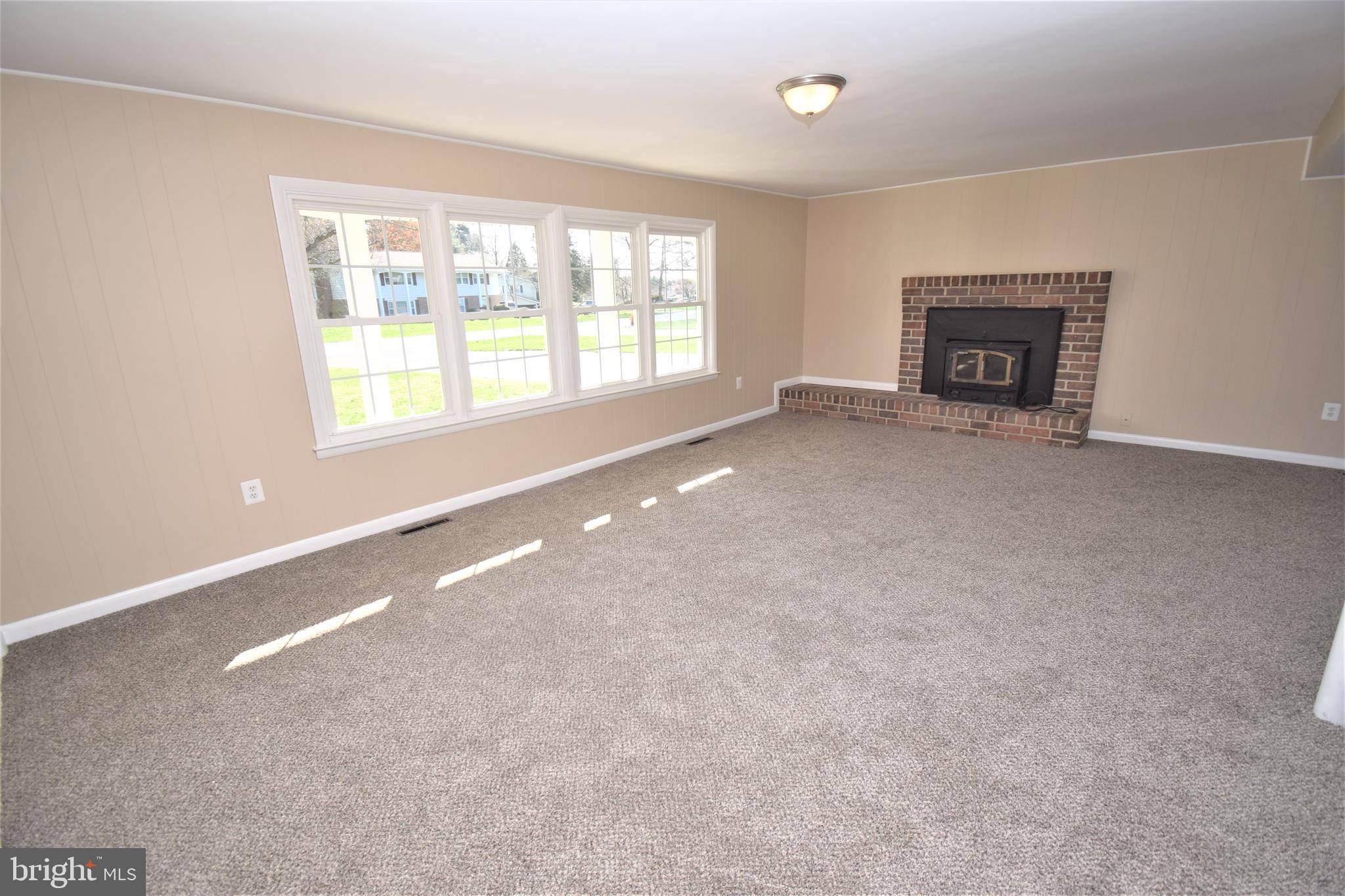 WILTON ACRES - Residential