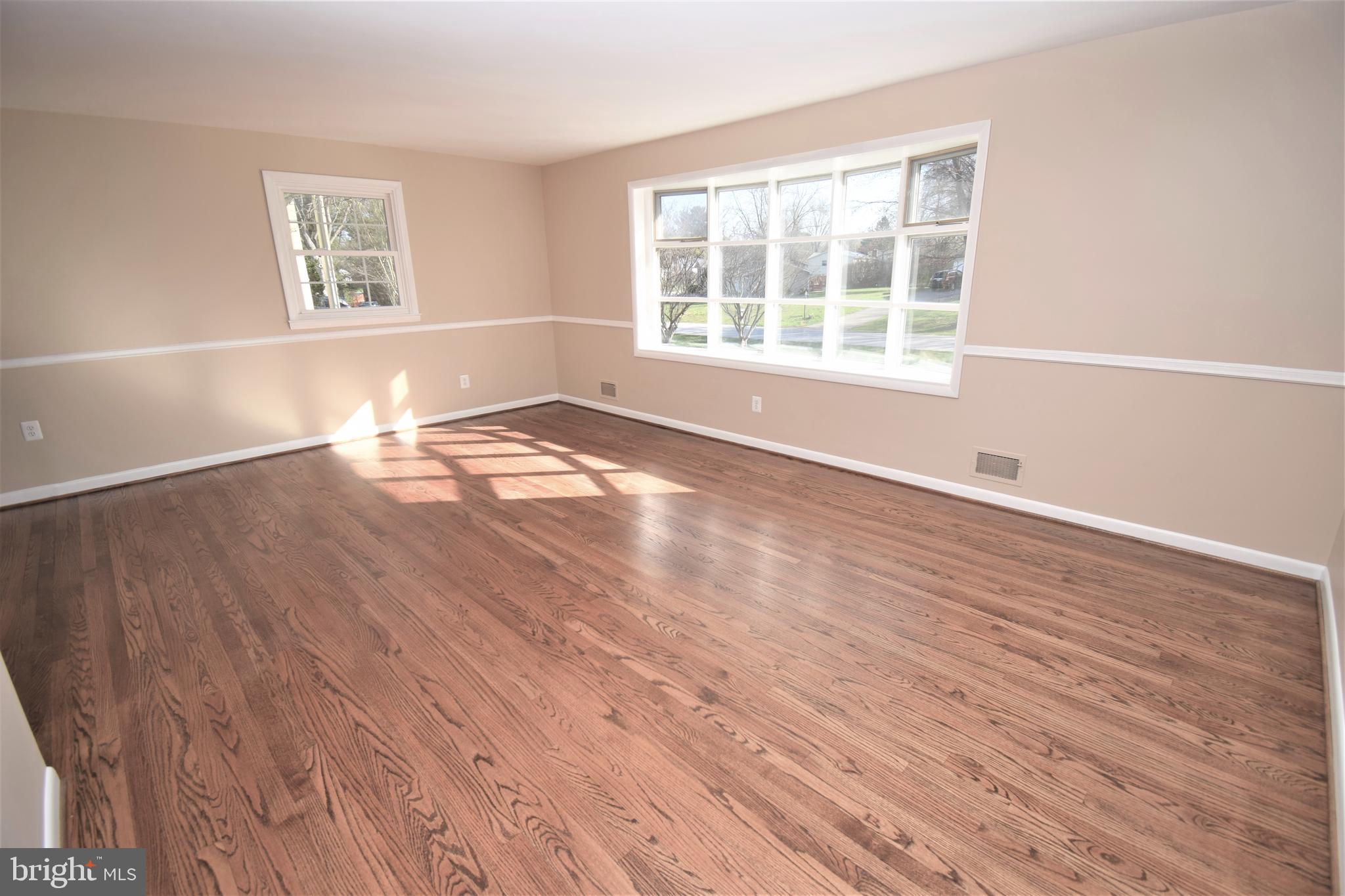 WILTON ACRES - Residential