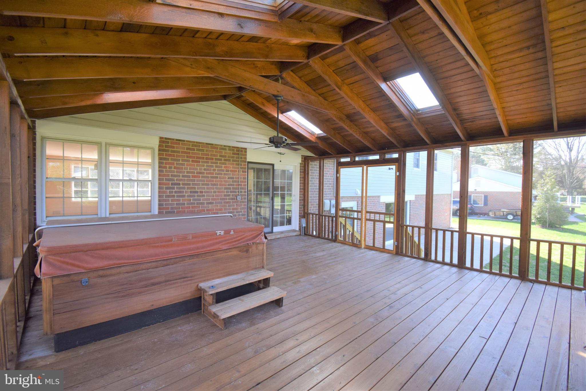 WILTON ACRES - Residential