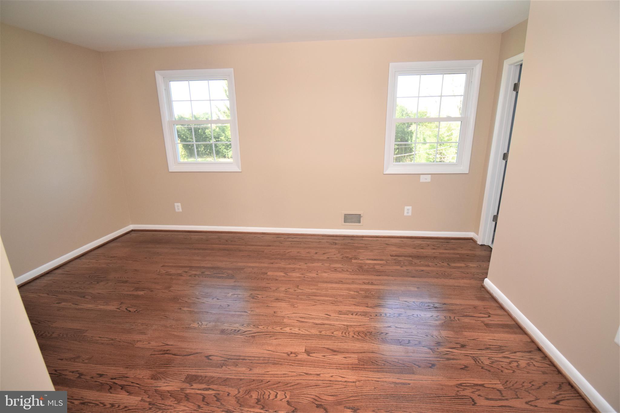 WILTON ACRES - Residential