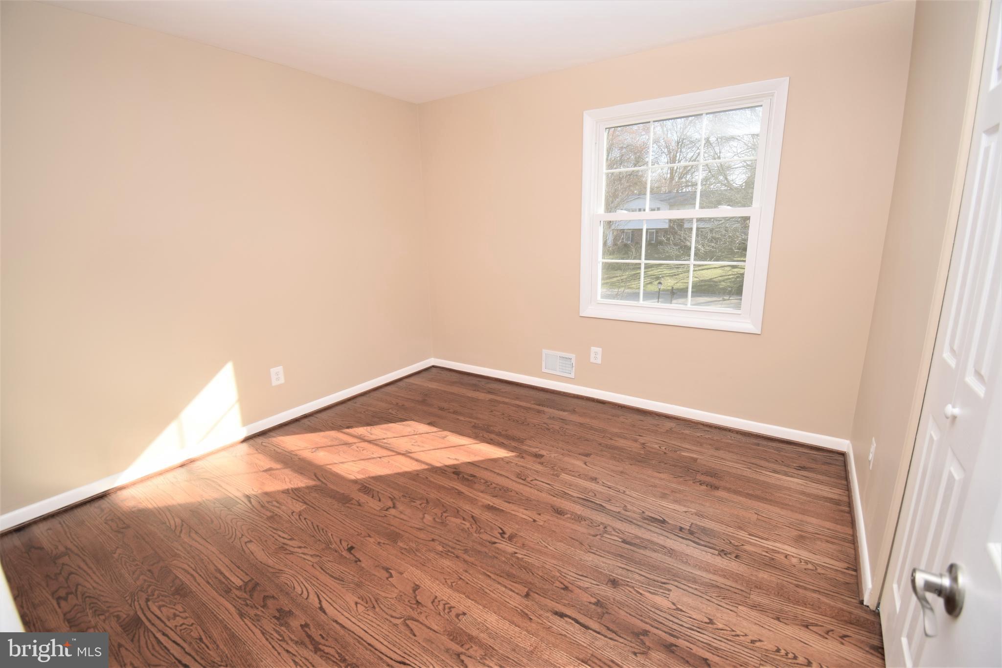 WILTON ACRES - Residential