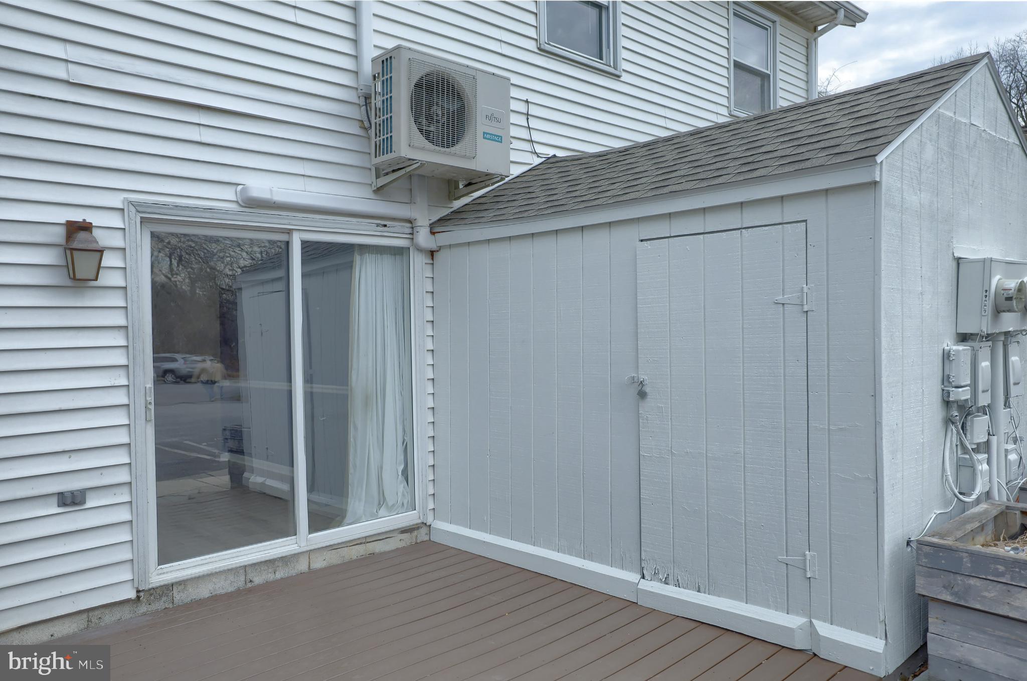 LIBERTY SQUARE - Residential