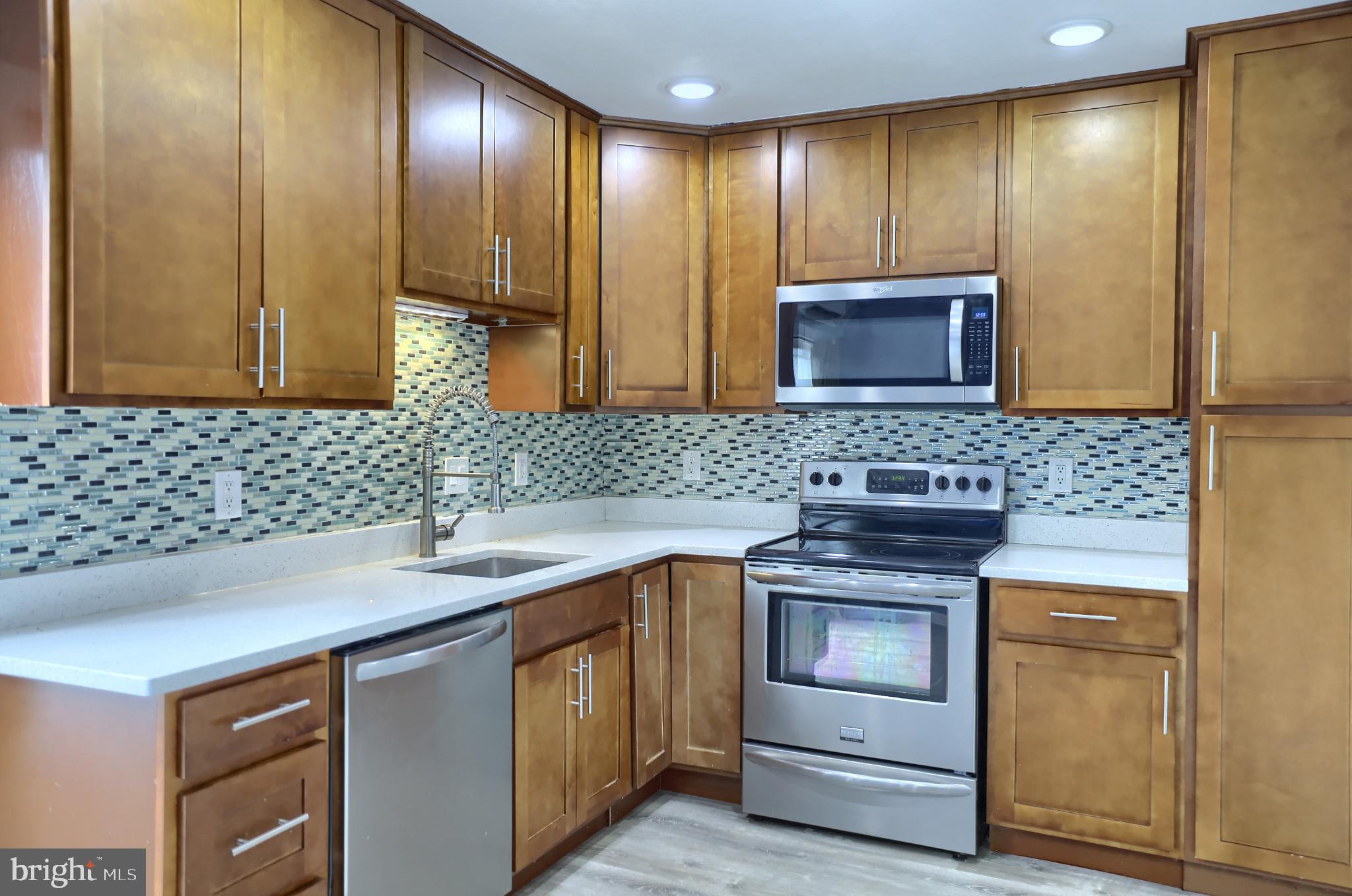 LIBERTY SQUARE - Residential