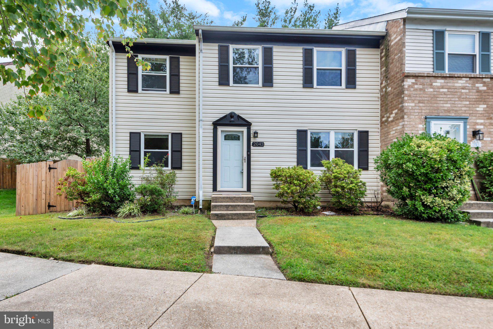2043 FOREST HILL LANE