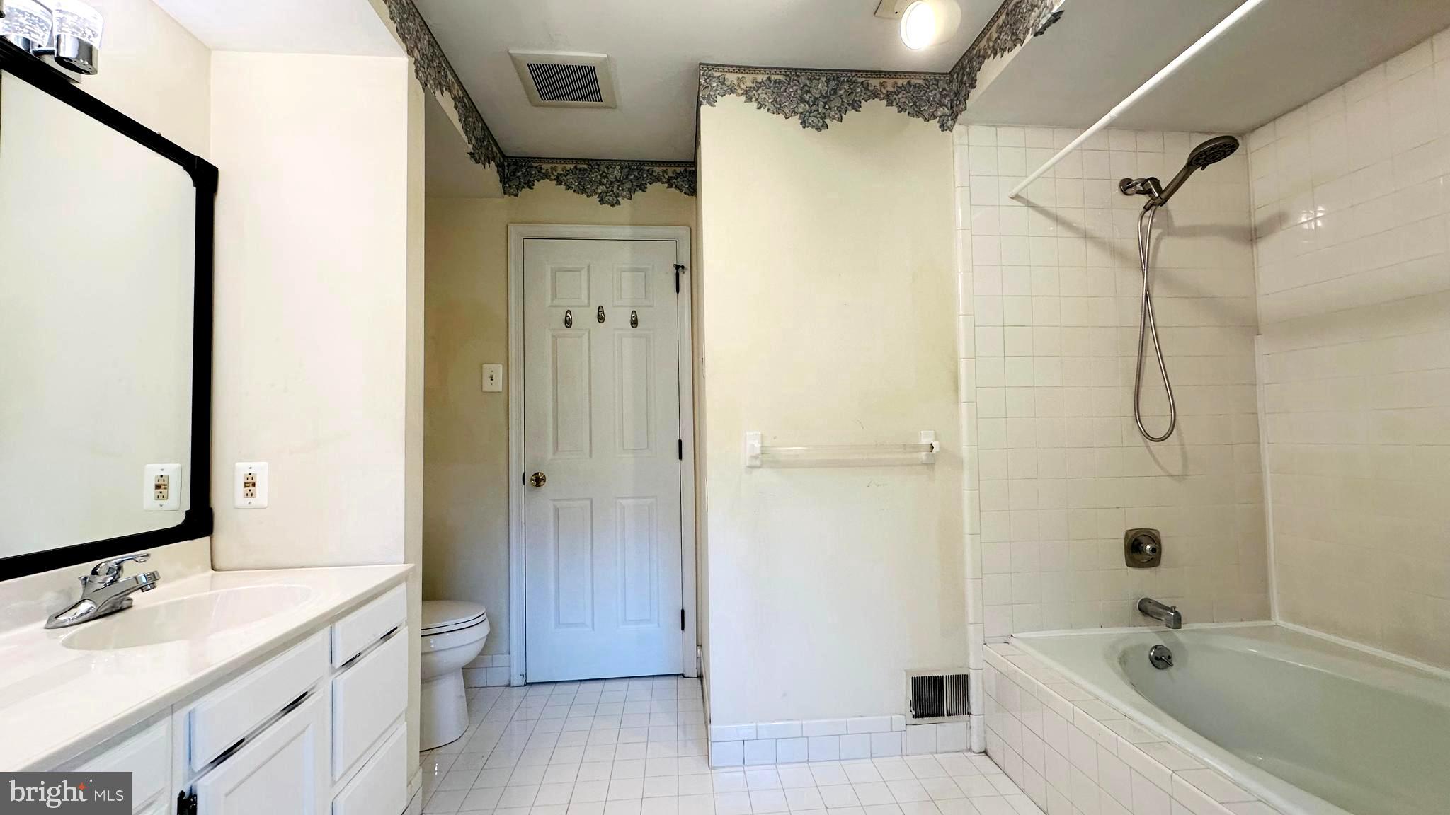 PAINTERS LANE - Residential