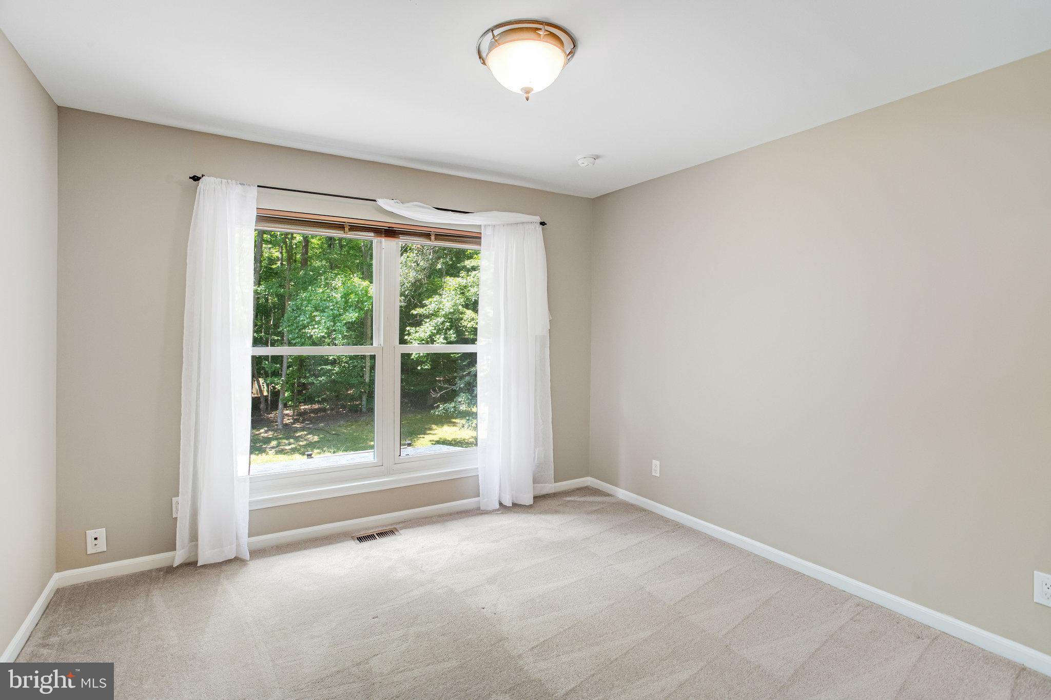 ROLLINSWOOD WEST - Residential