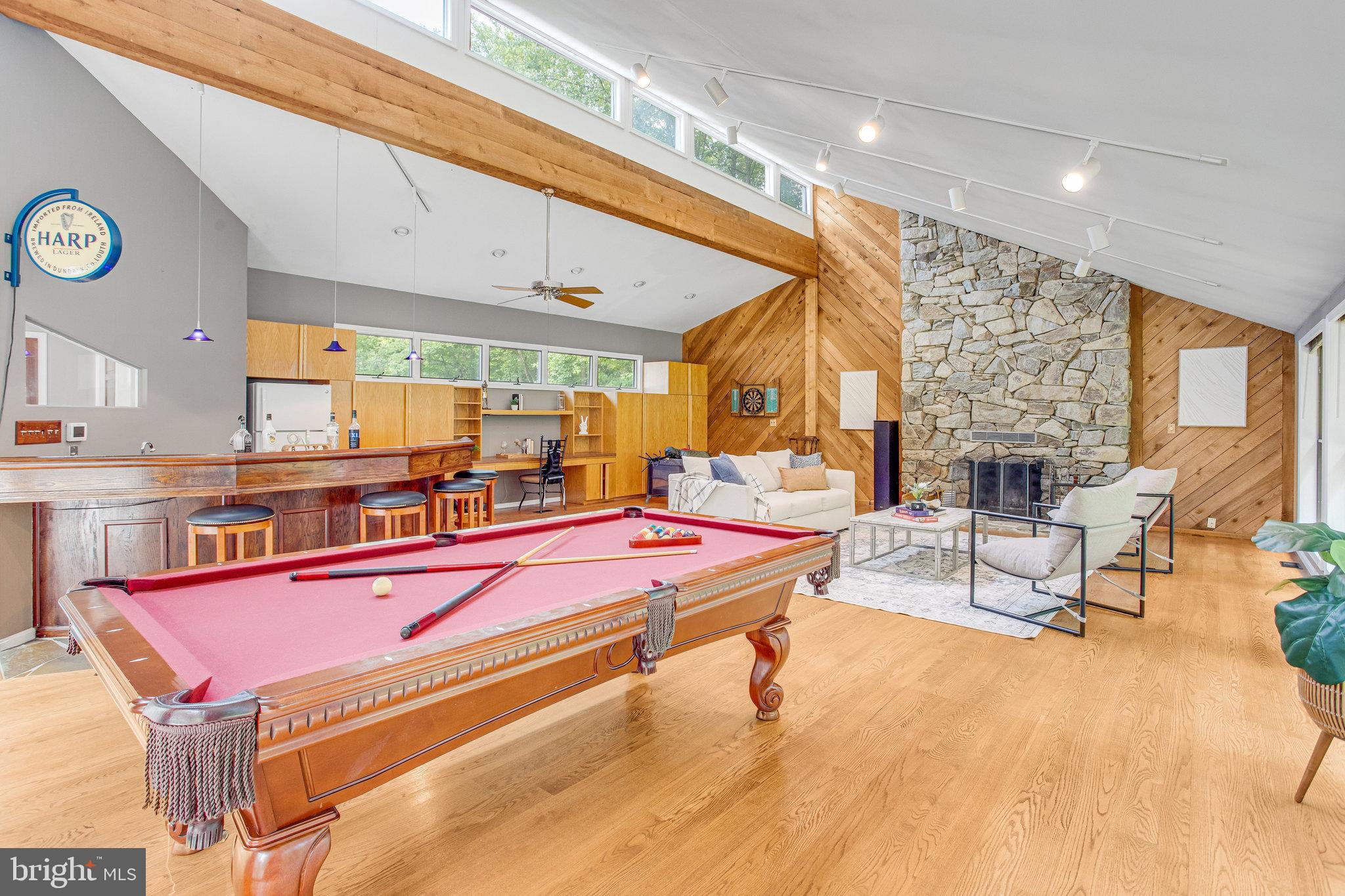 ROLLINSWOOD WEST - Residential